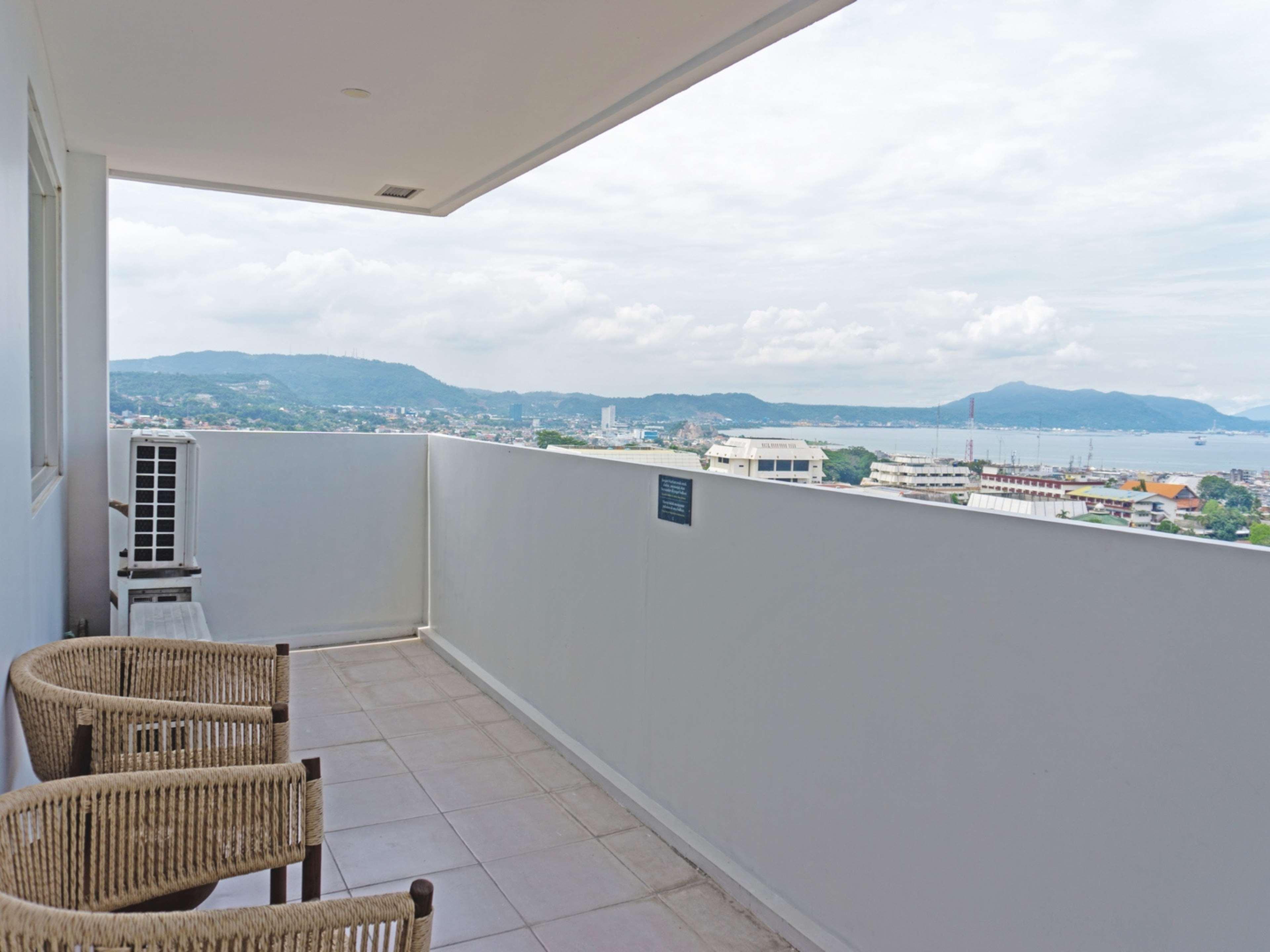 Suite Sea View with Balcony