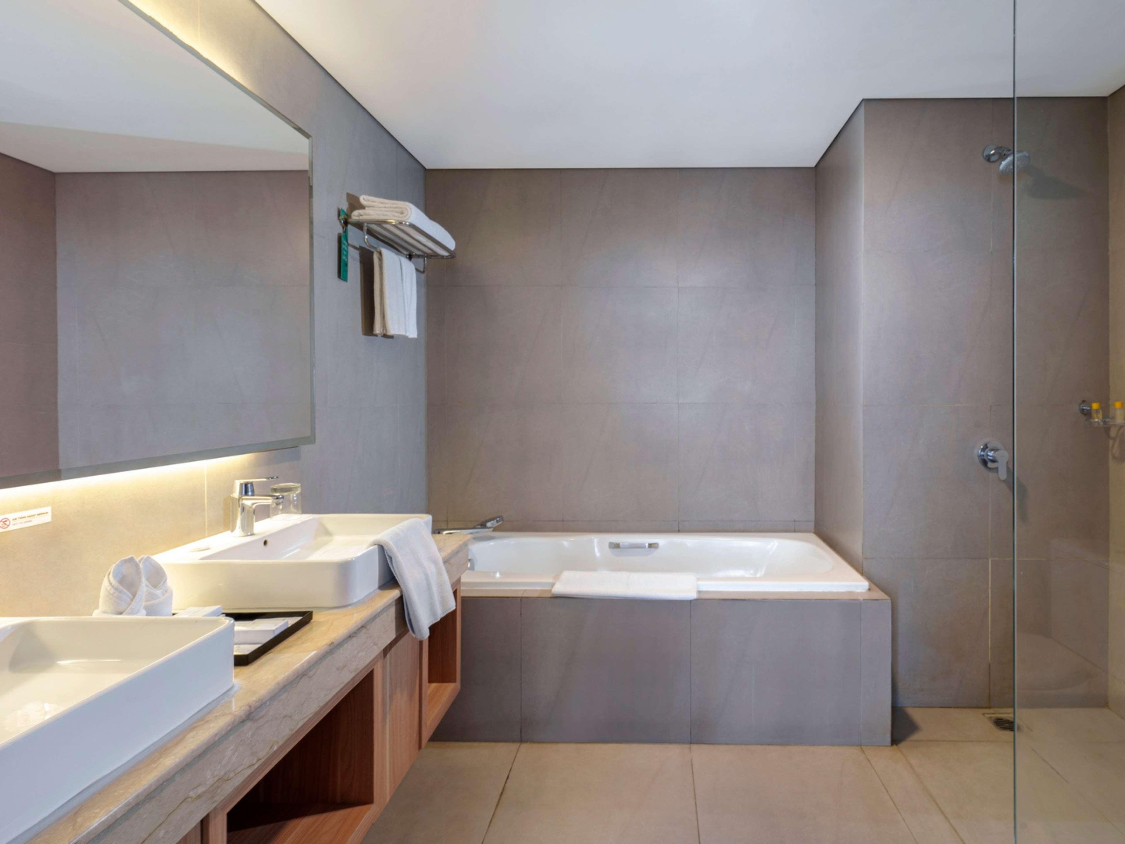 Suite City View Two Queen Beds