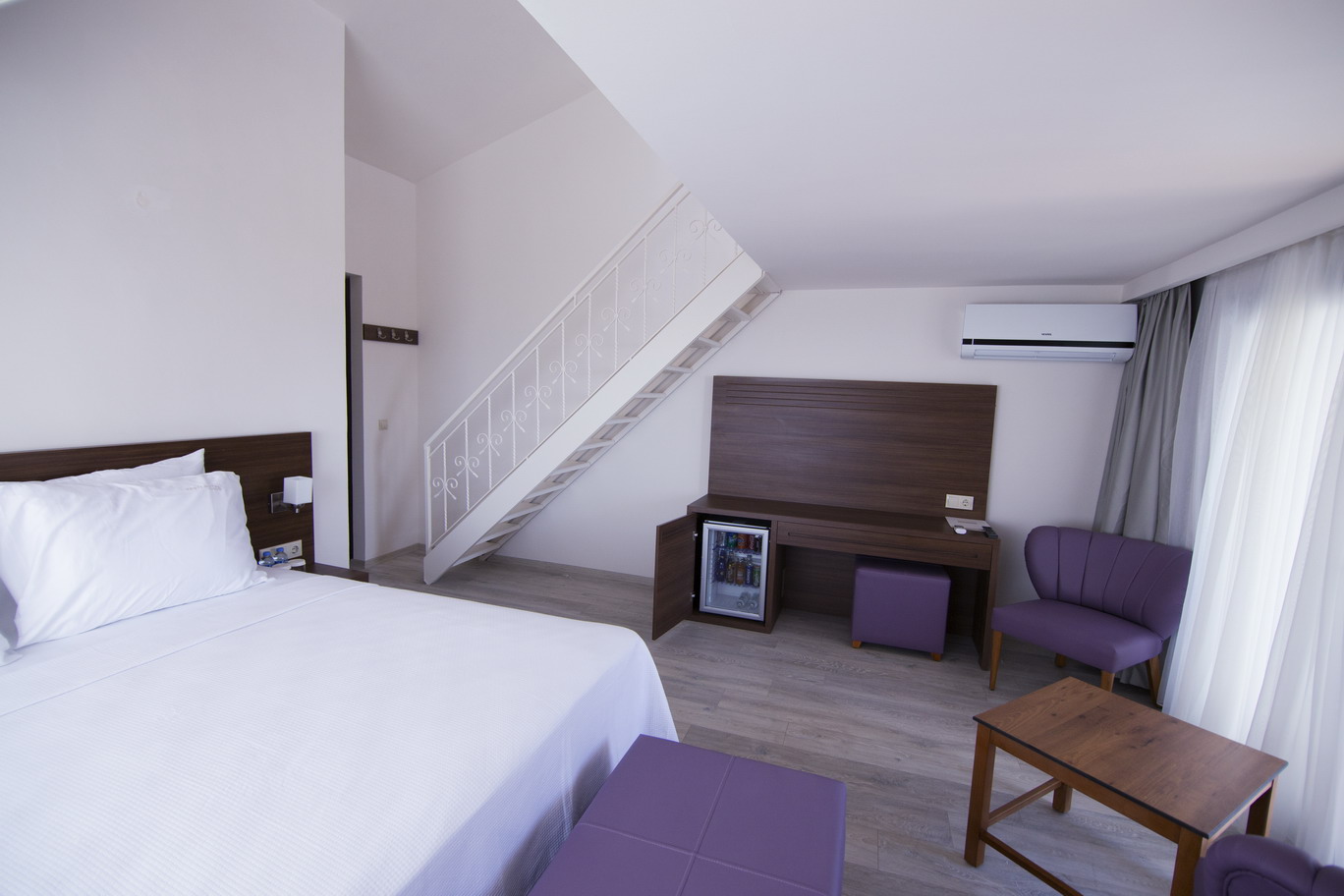 Family Room Deluxe Sea View