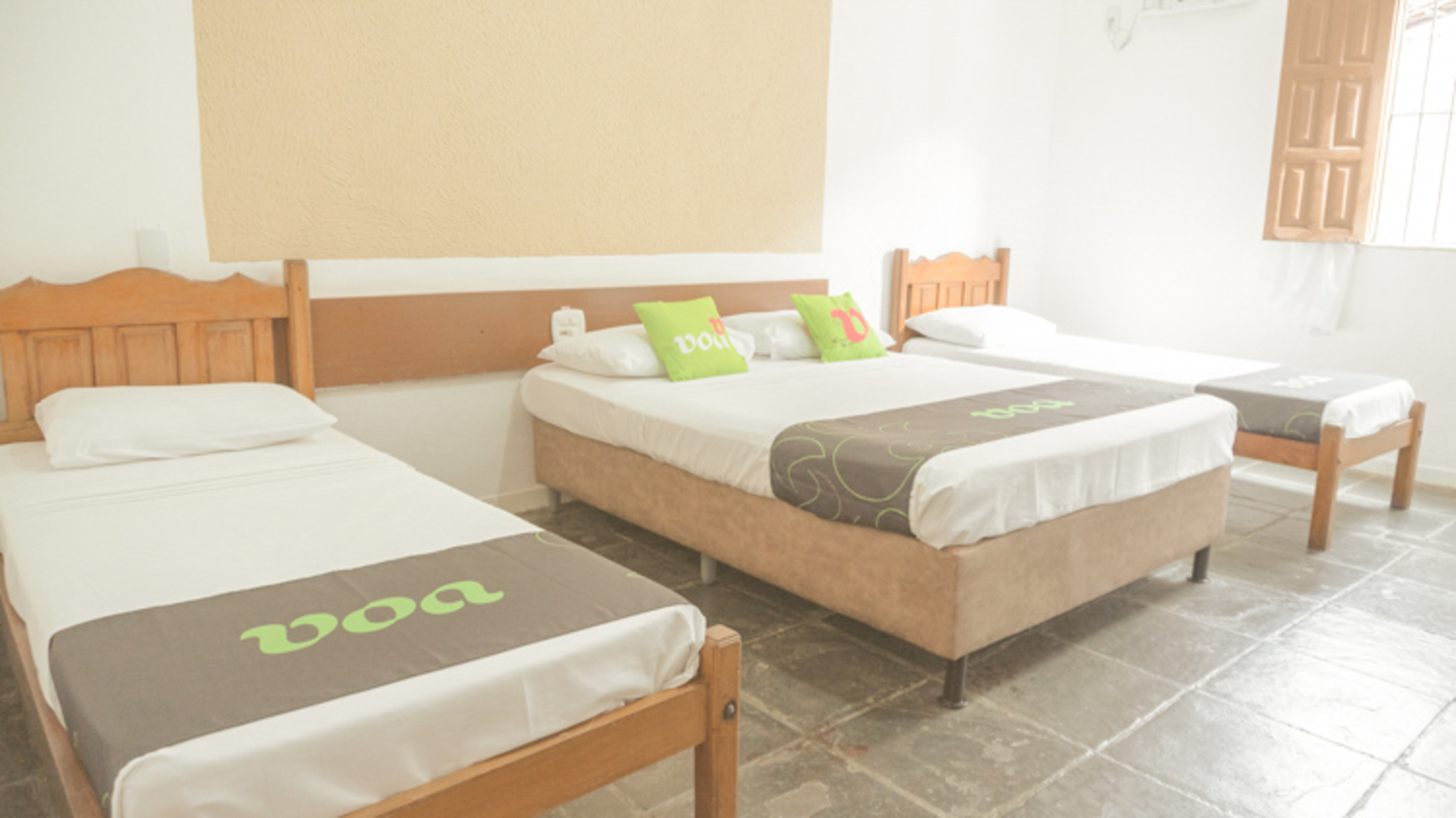 Quadruple Capacity 4