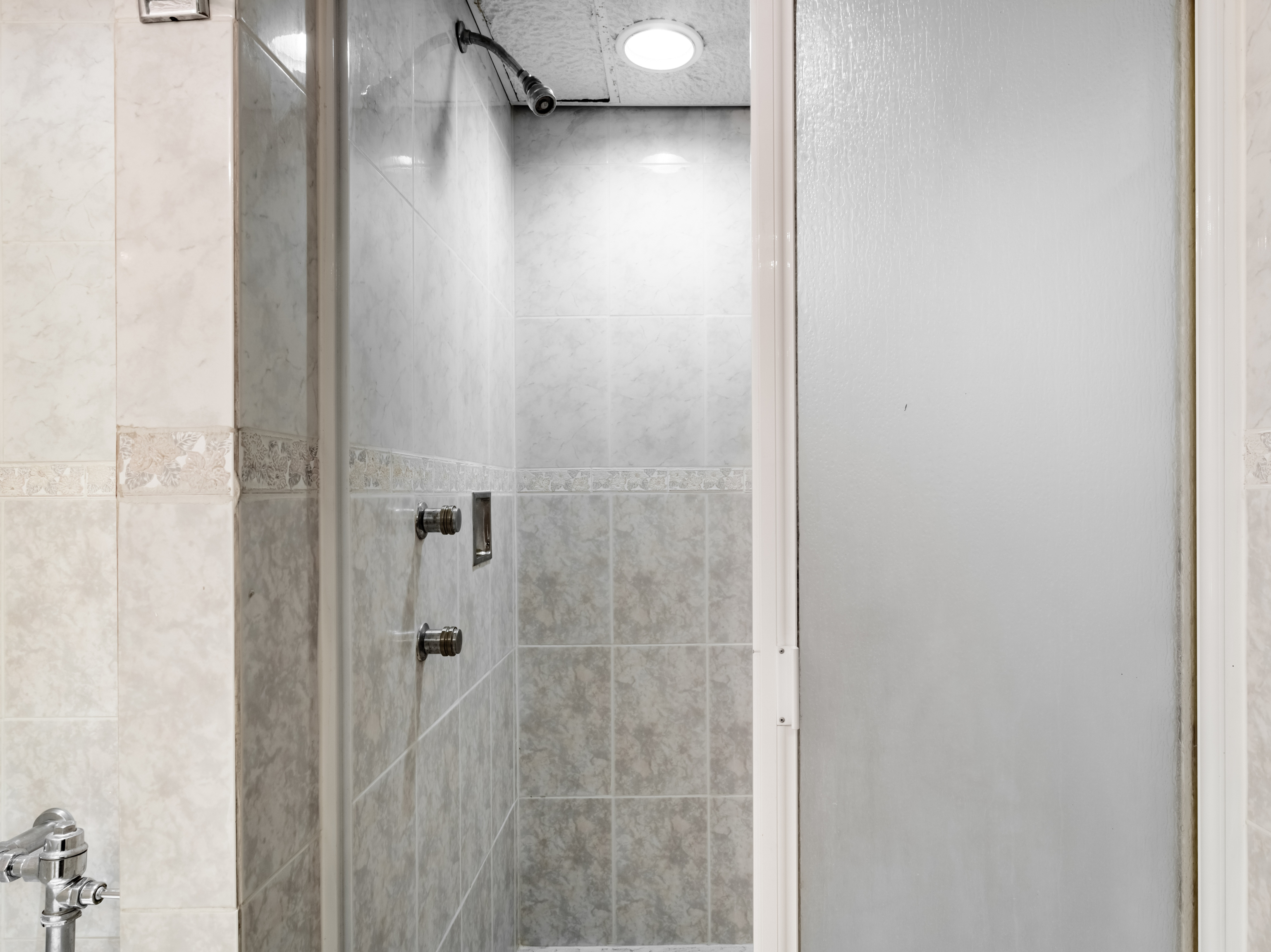 Double Deluxe with Jacuzzi