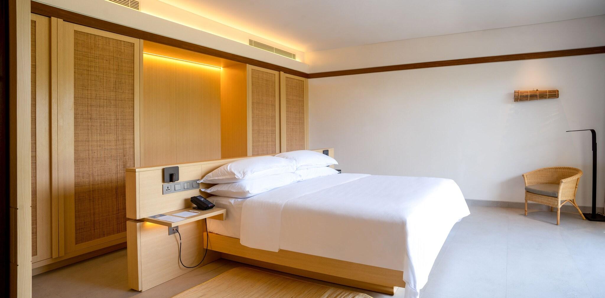 Double Garden View King Bed