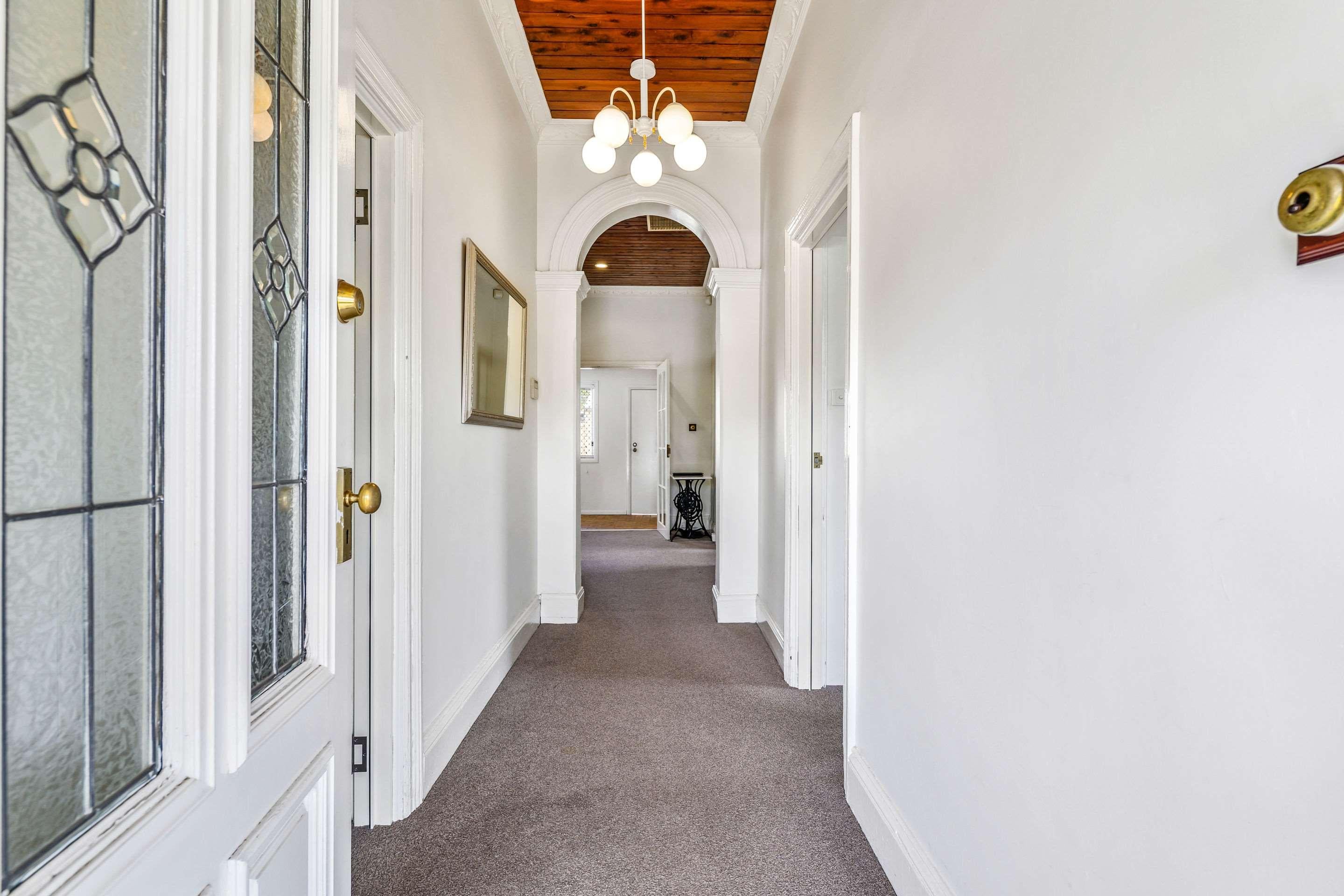 Suite Queen Size Bed