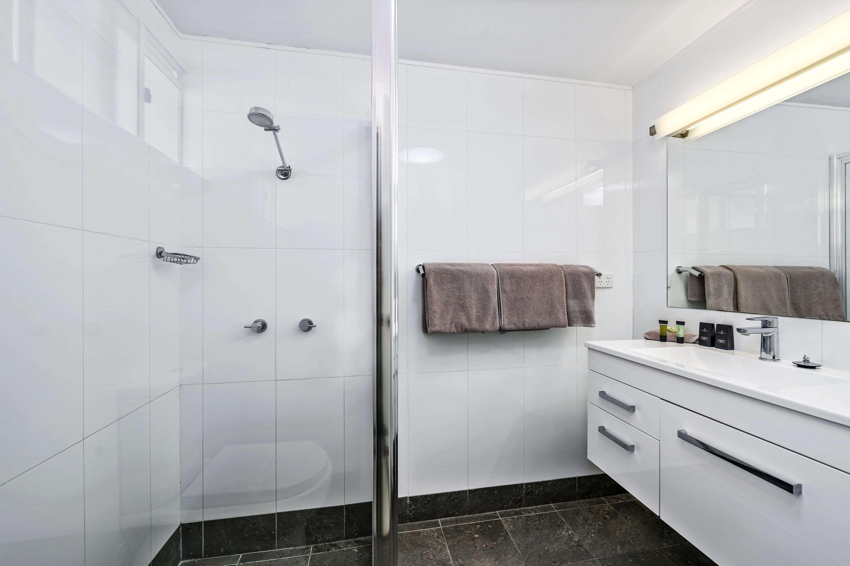 Suite Queen Size Bed