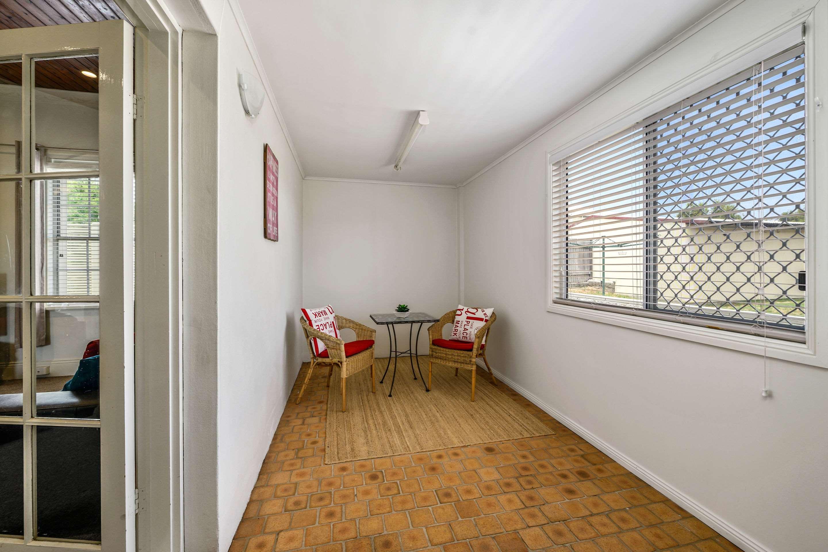 Double or Twin Queen Bed Non Smoking