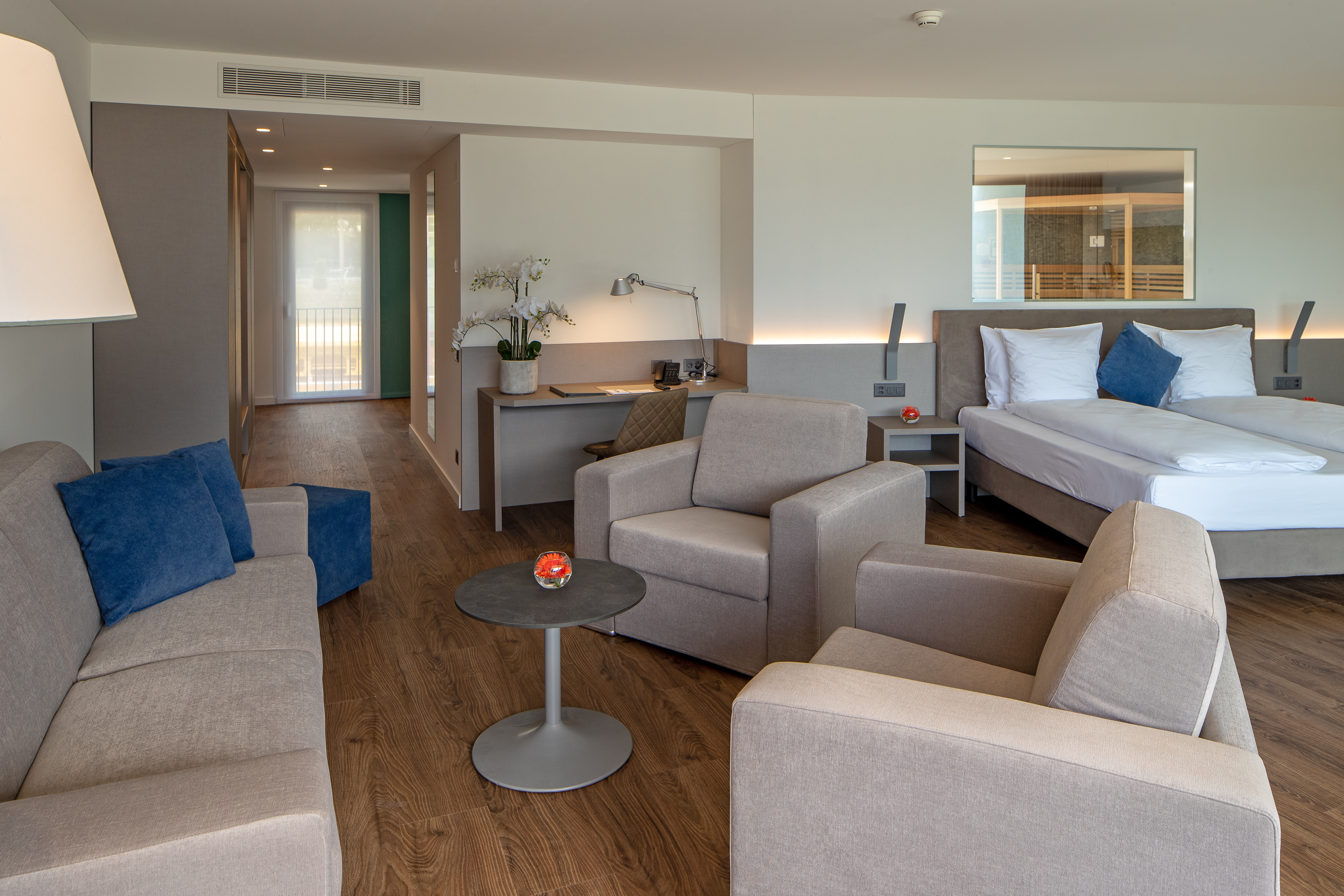 Junior Suite with Kitchenette