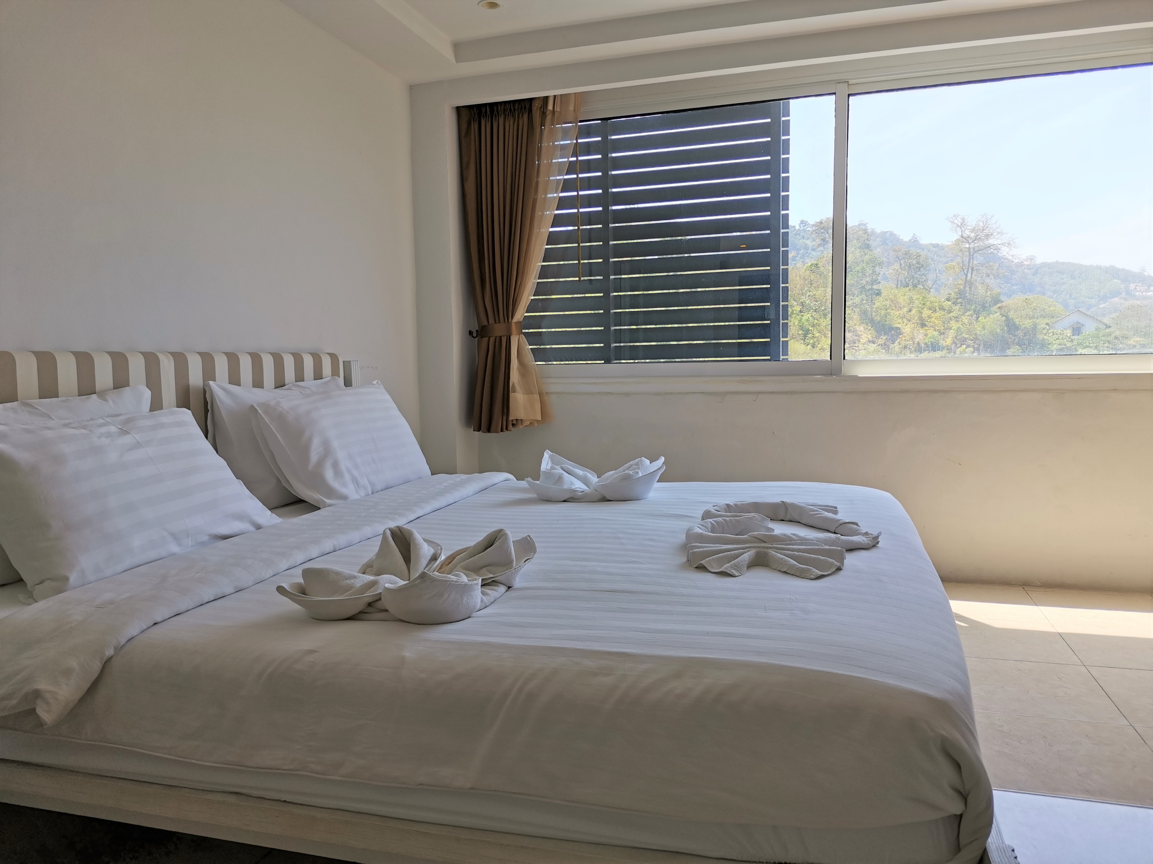 Studio Deluxe King Bed