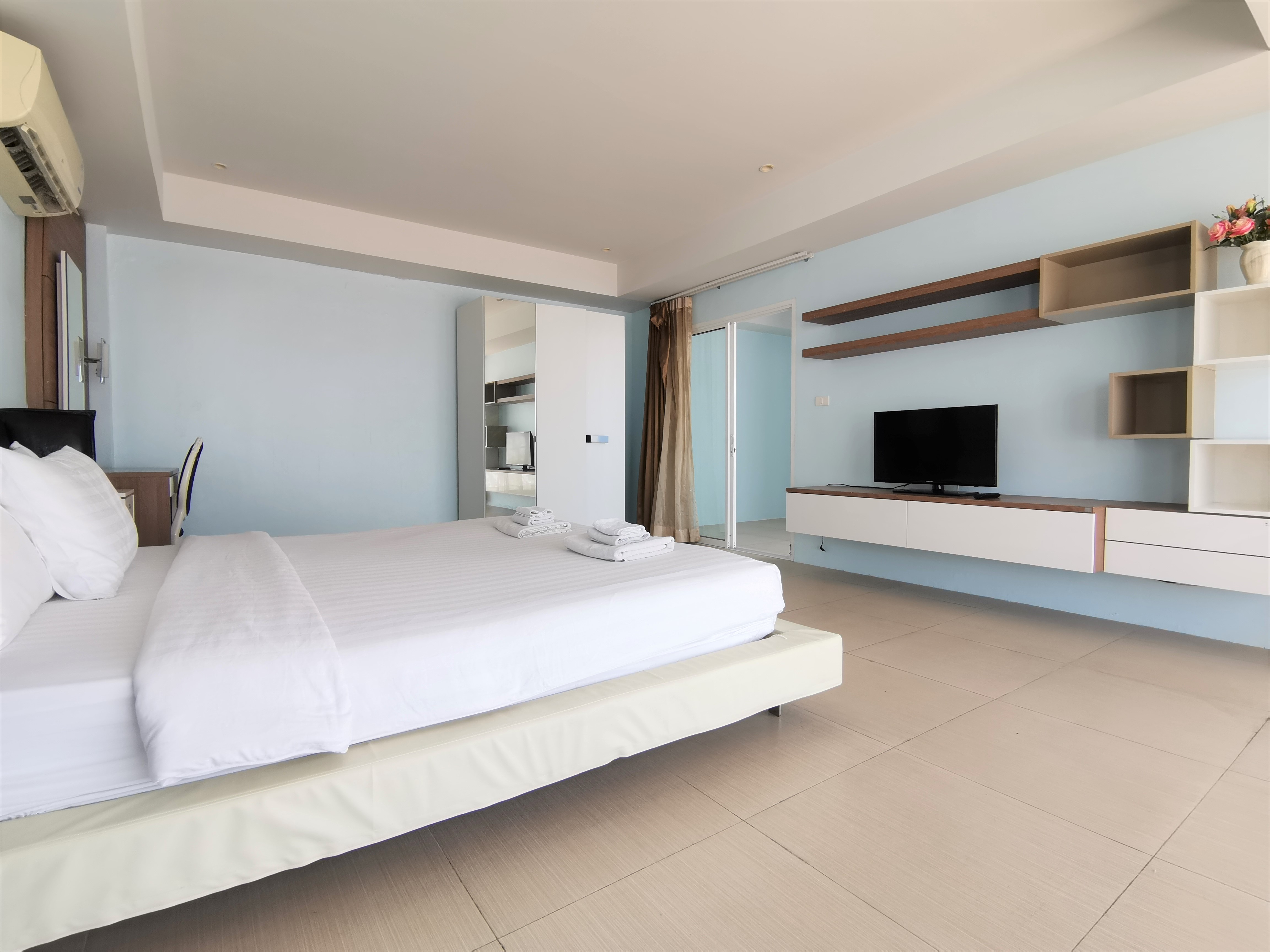 Apartment Three Bedrooms