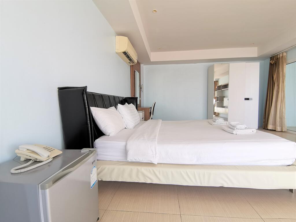 Apartment Three Bedrooms