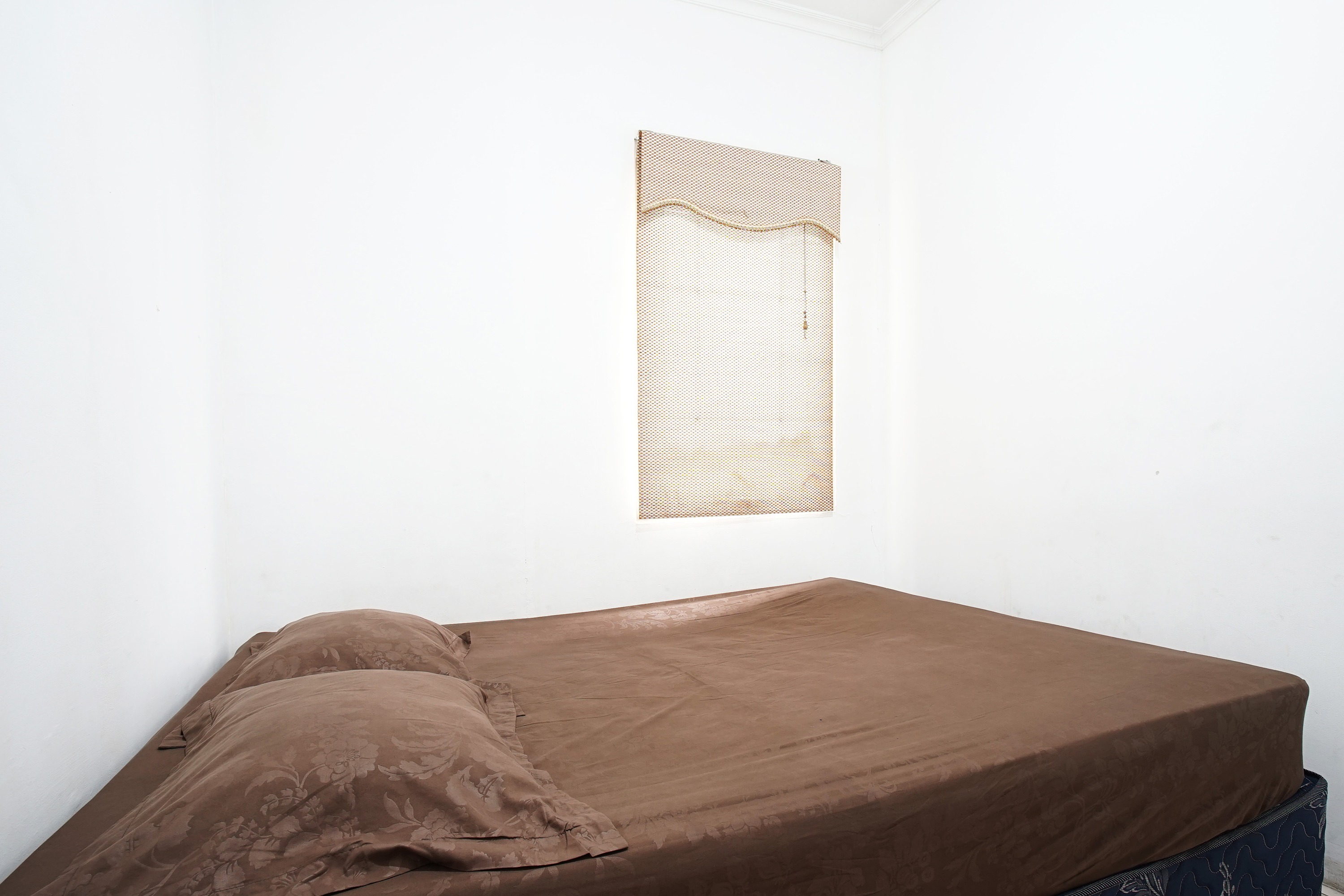 Room Queen Bed Two Bedrooms