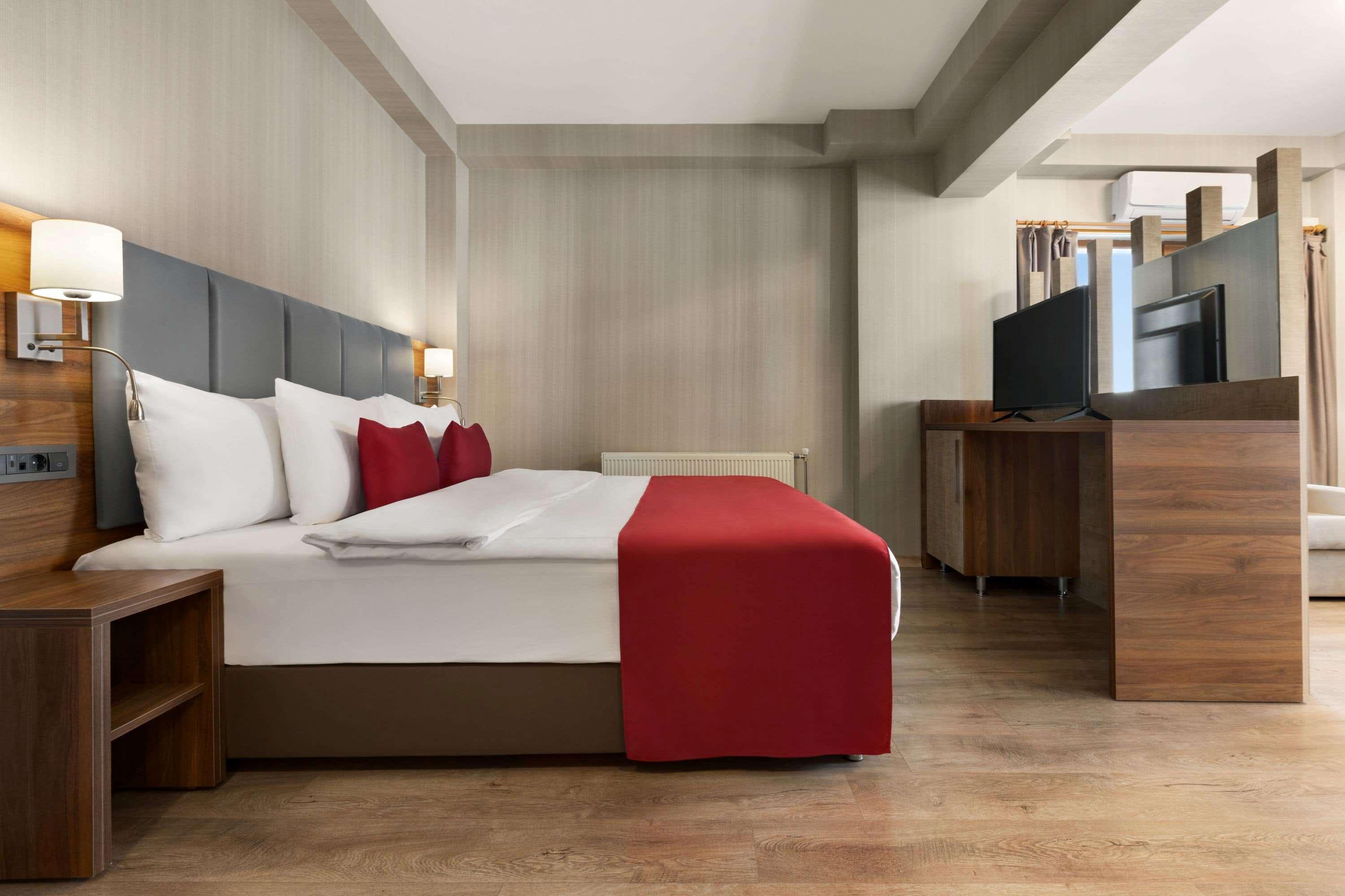 Junior Suite King Size Bed