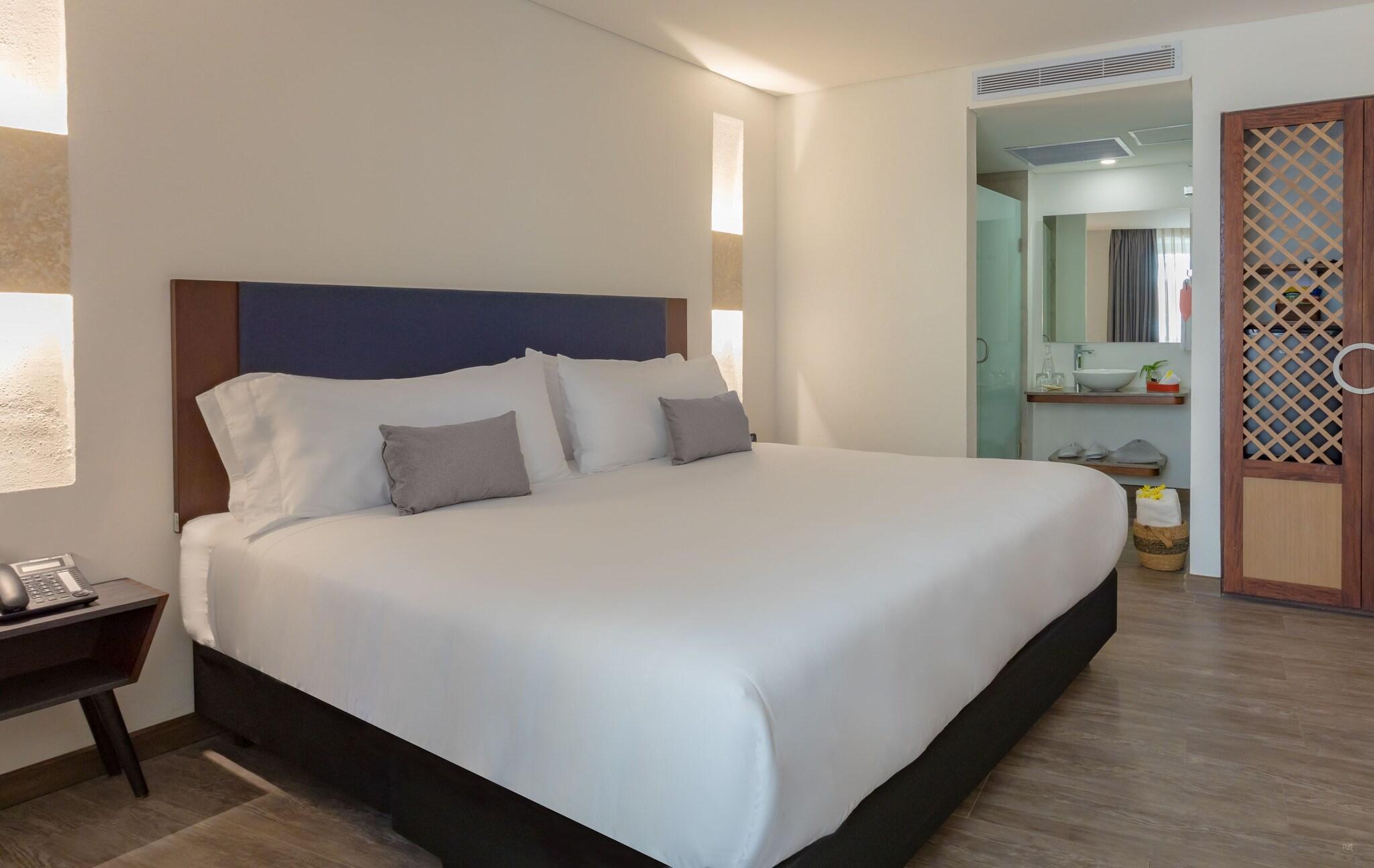 Double Deluxe King Bed