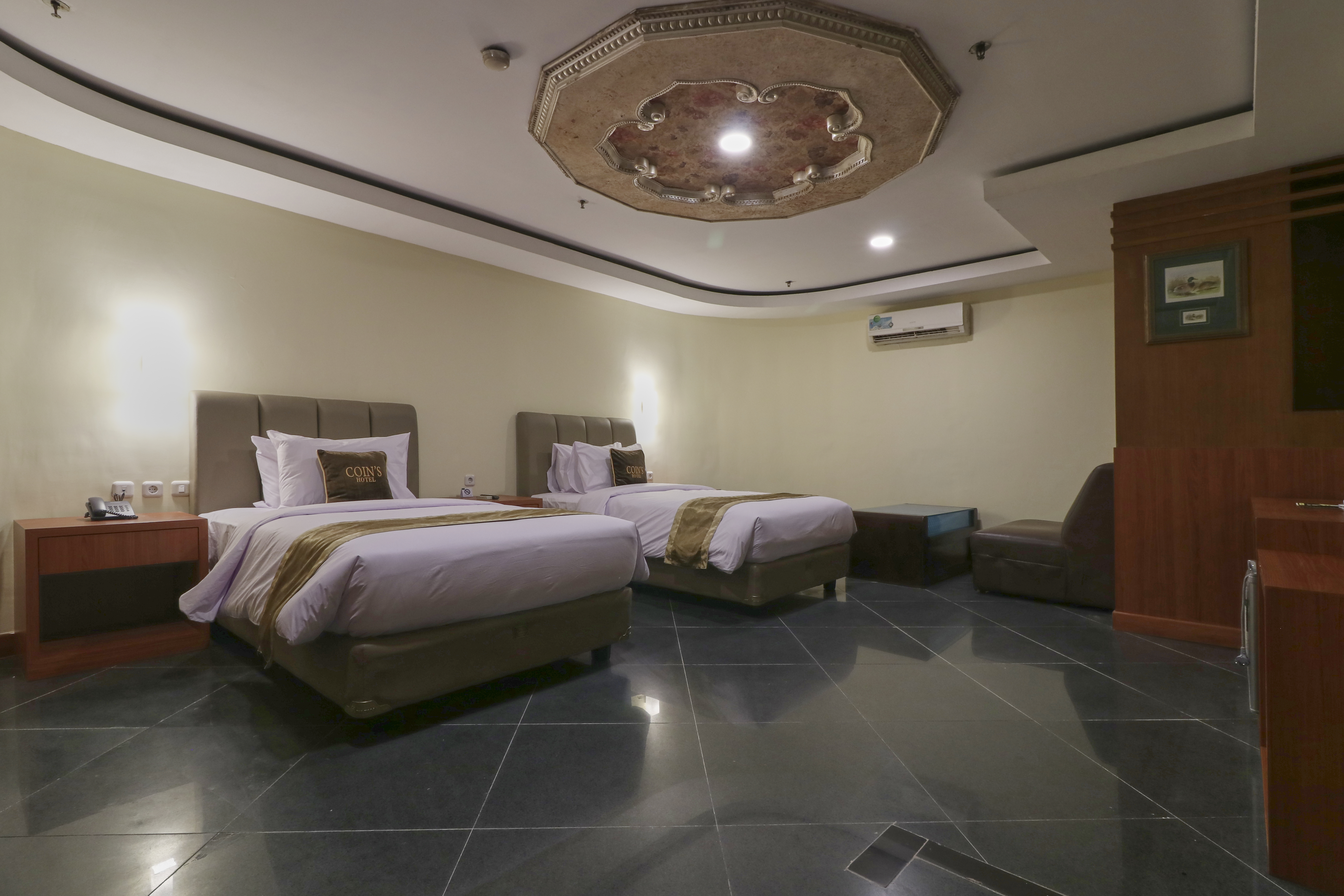 Double or Twin Deluxe