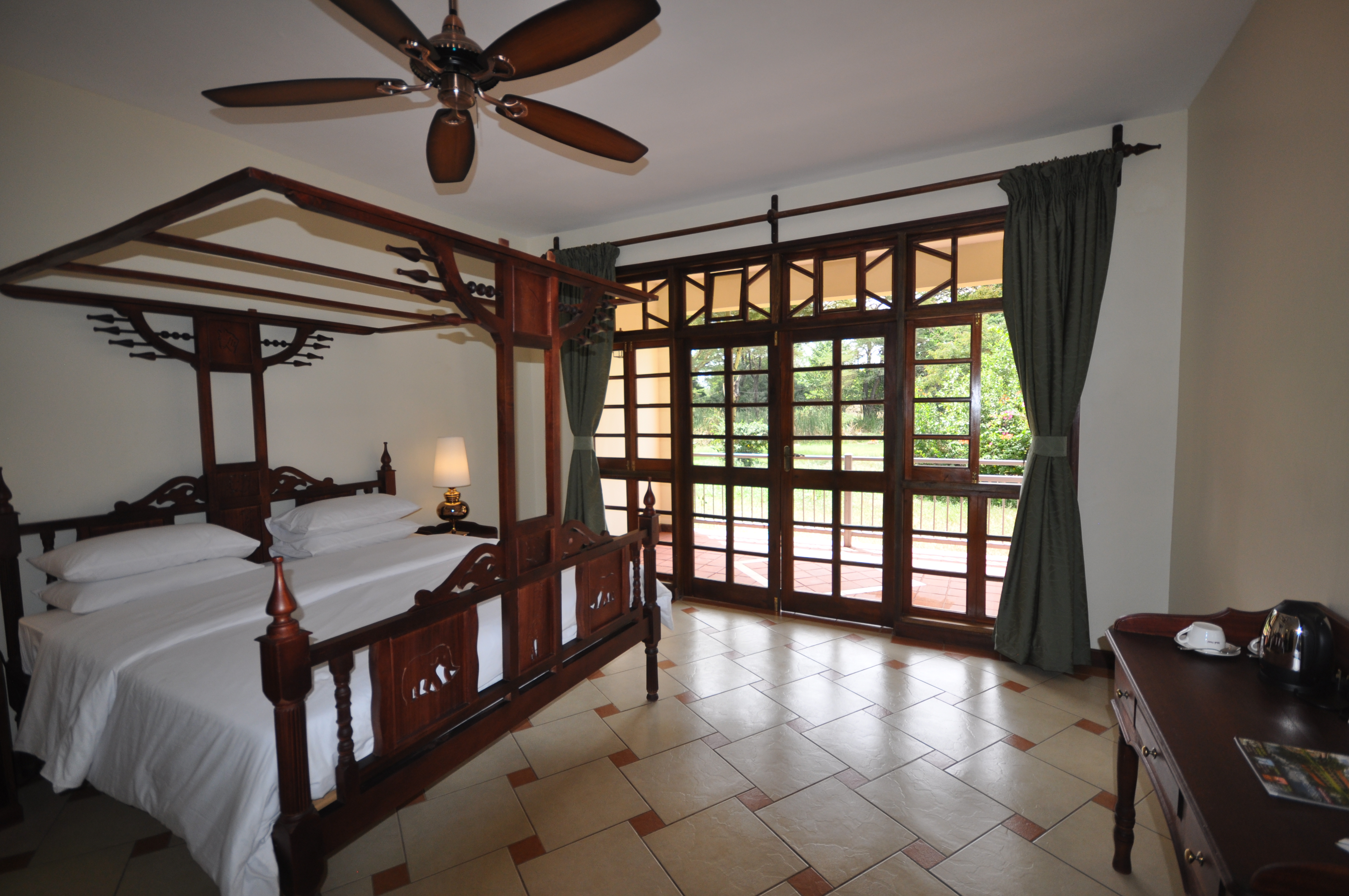 Single Deluxe Pool View