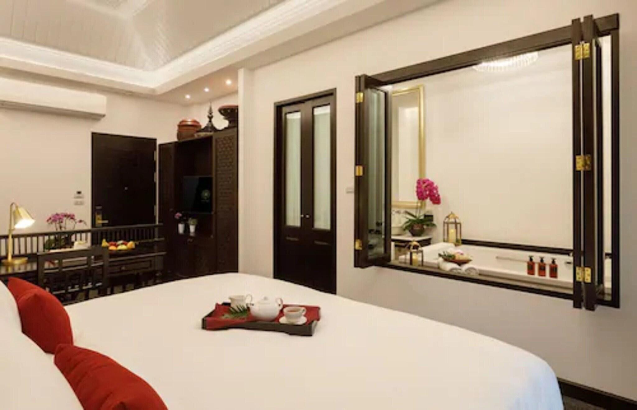 Double or Twin Executive King Bed