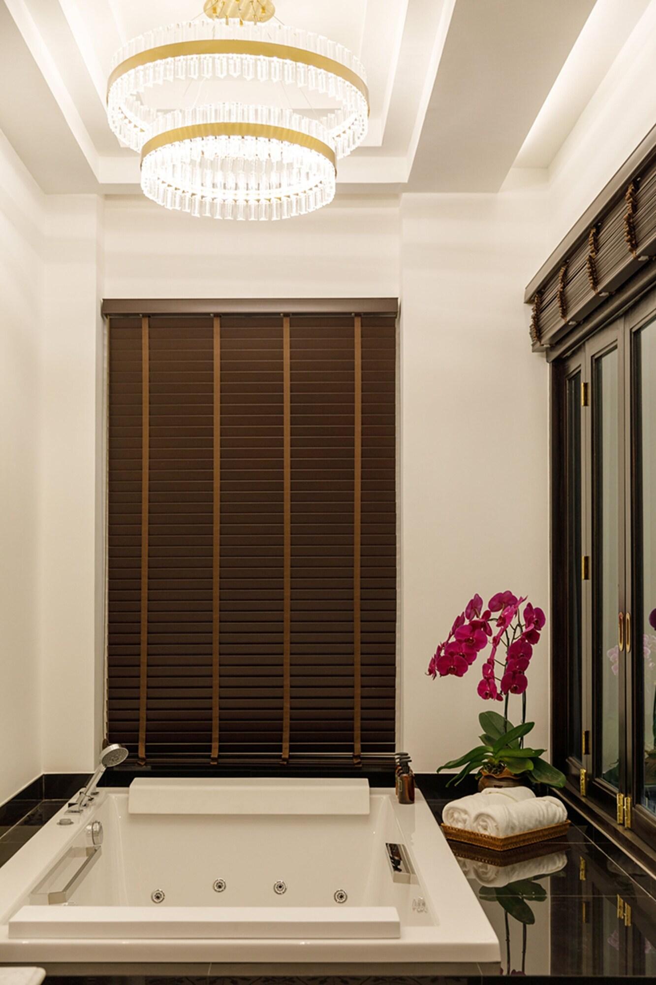 Double or Twin Executive