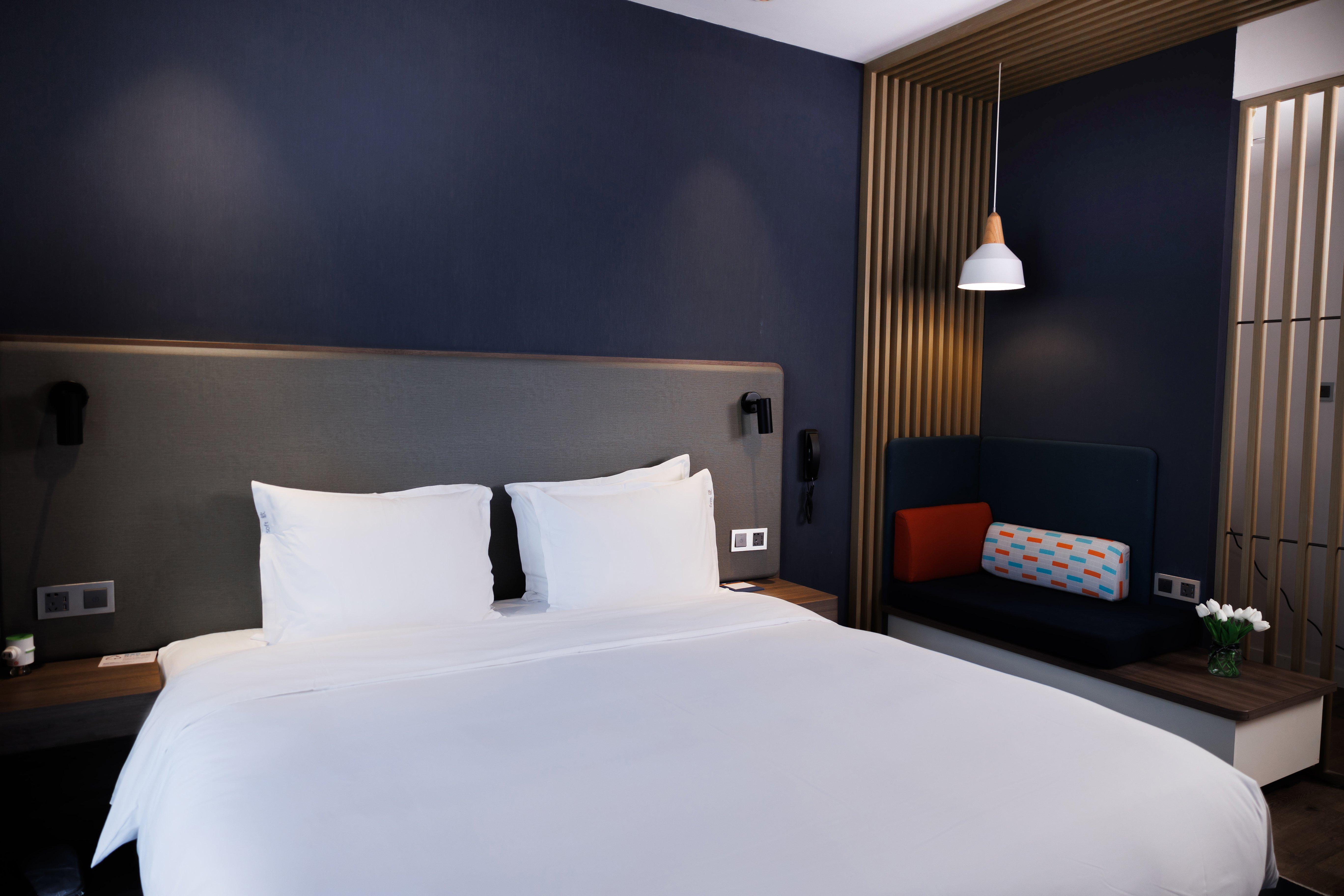 Double Accessible King Size Bed