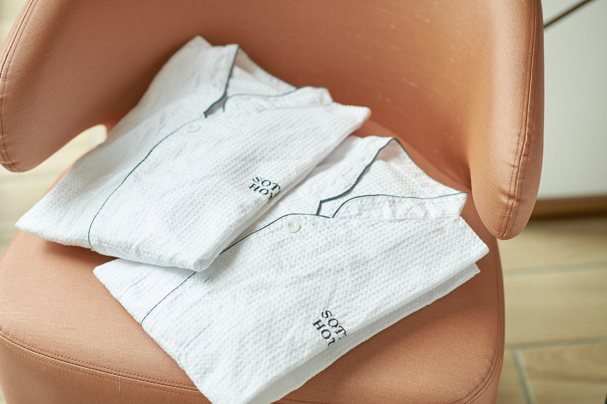 Twin Connecting Room