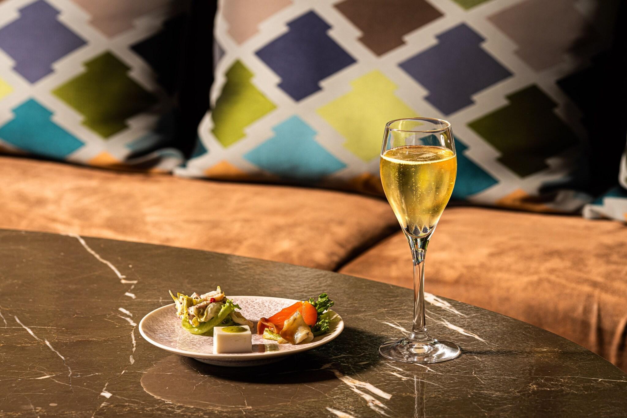 Quadruple Two Double Beds Non Smoking