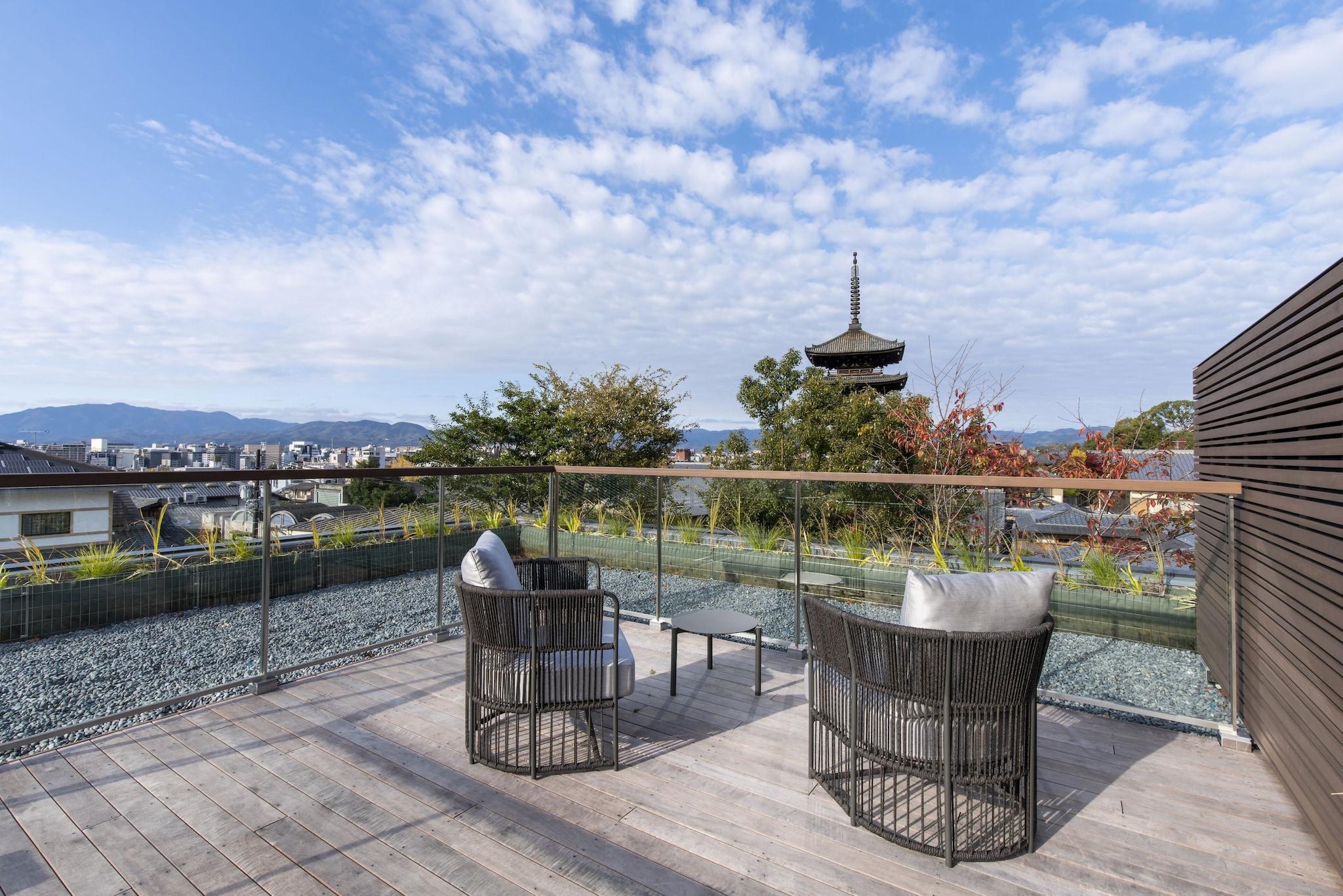 Quadruple Two Double Beds Non Smoking