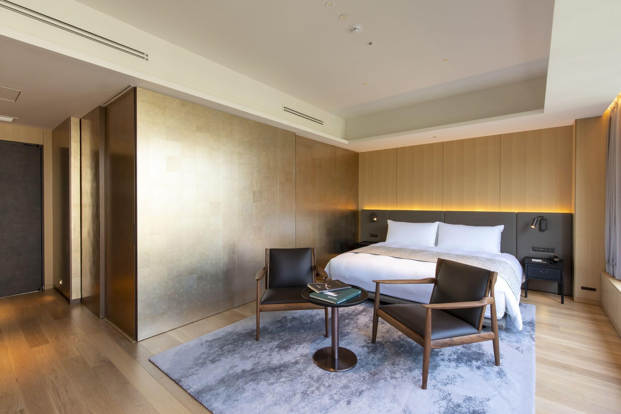 Double Superior with Views