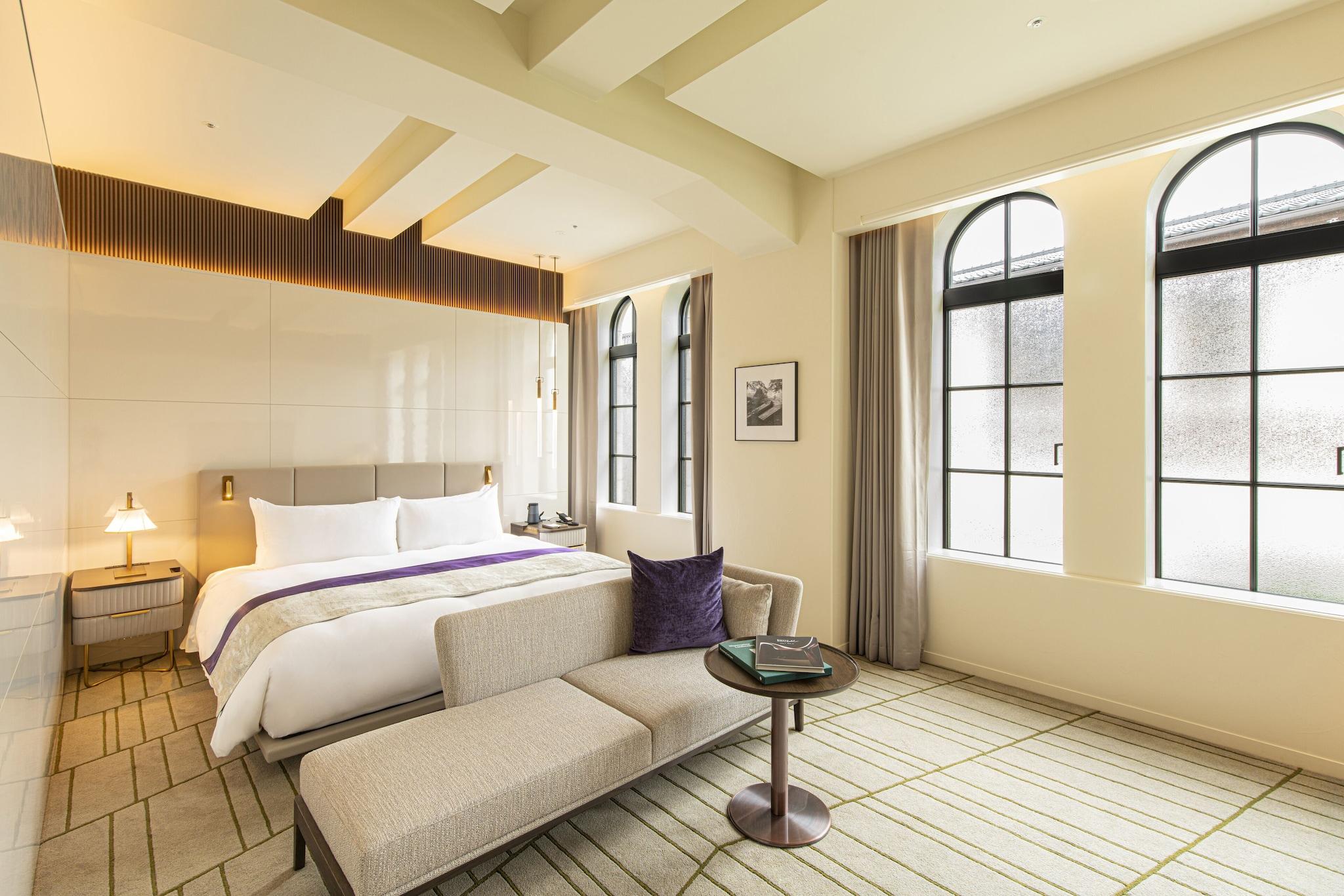 Double King Size Bed