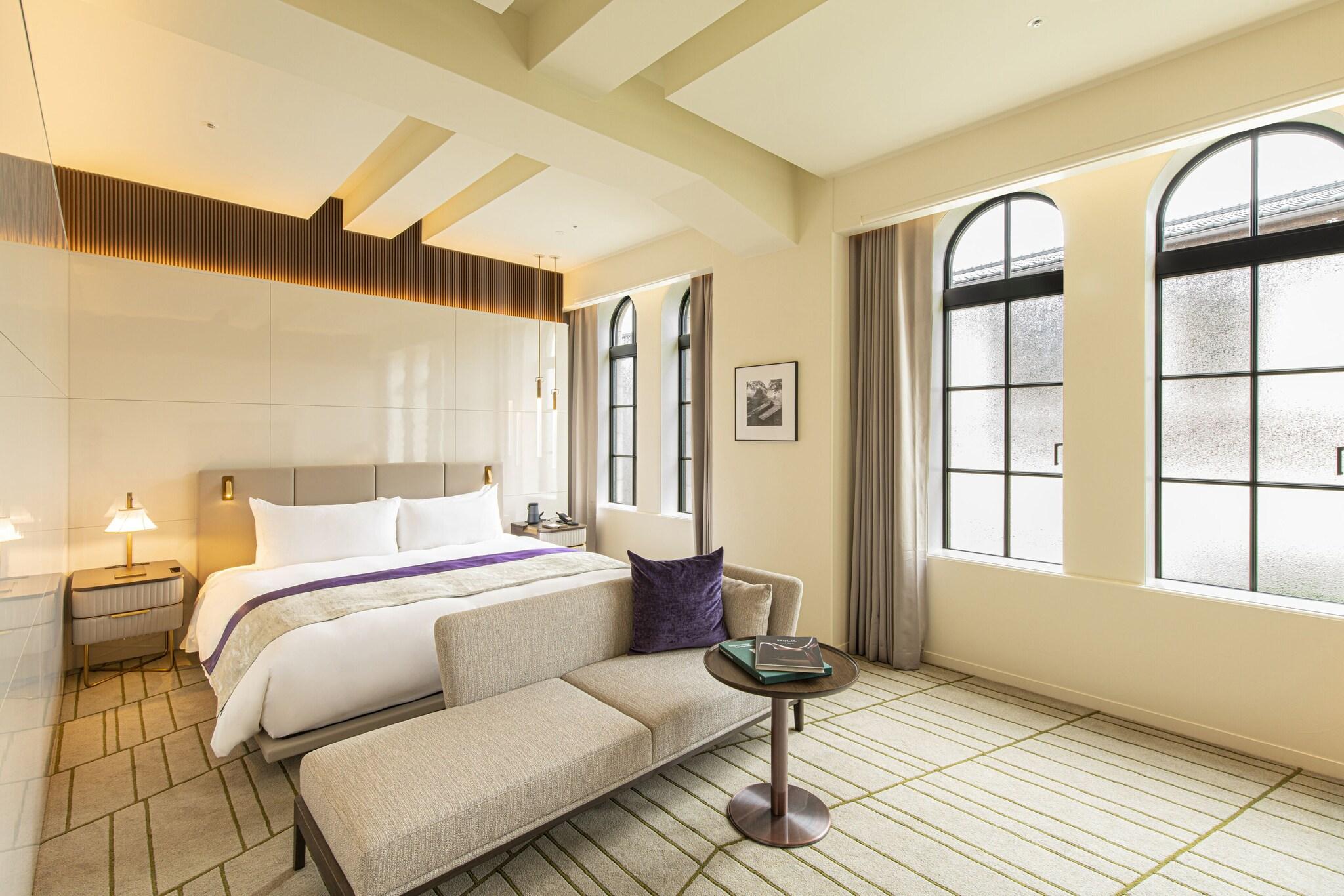 Double King Size Bed