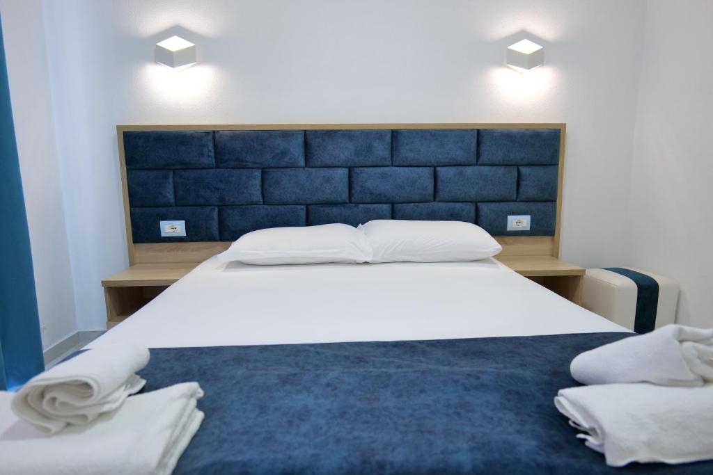 Double Sea View One Bedroom