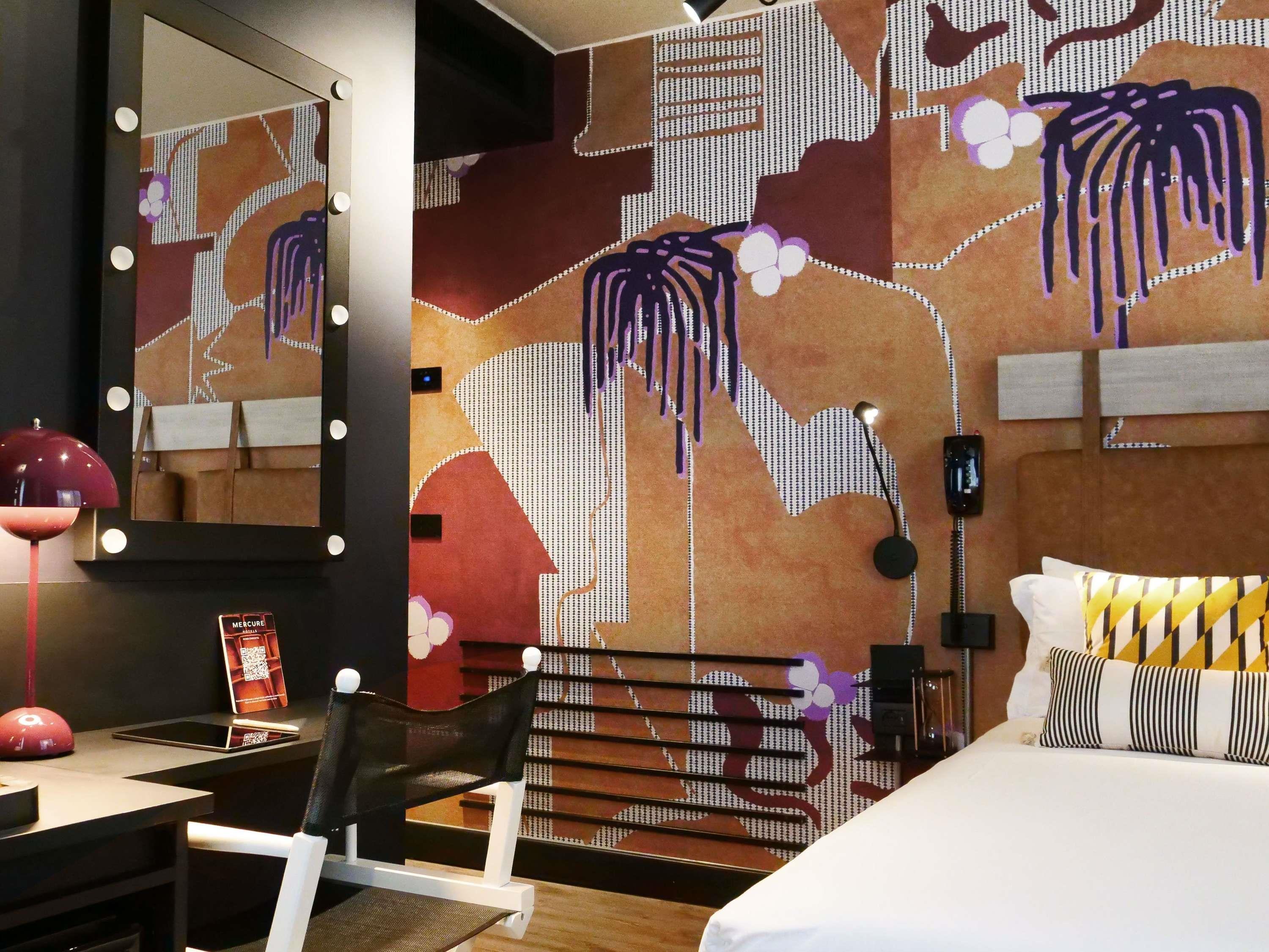 Double Classic Double Bed