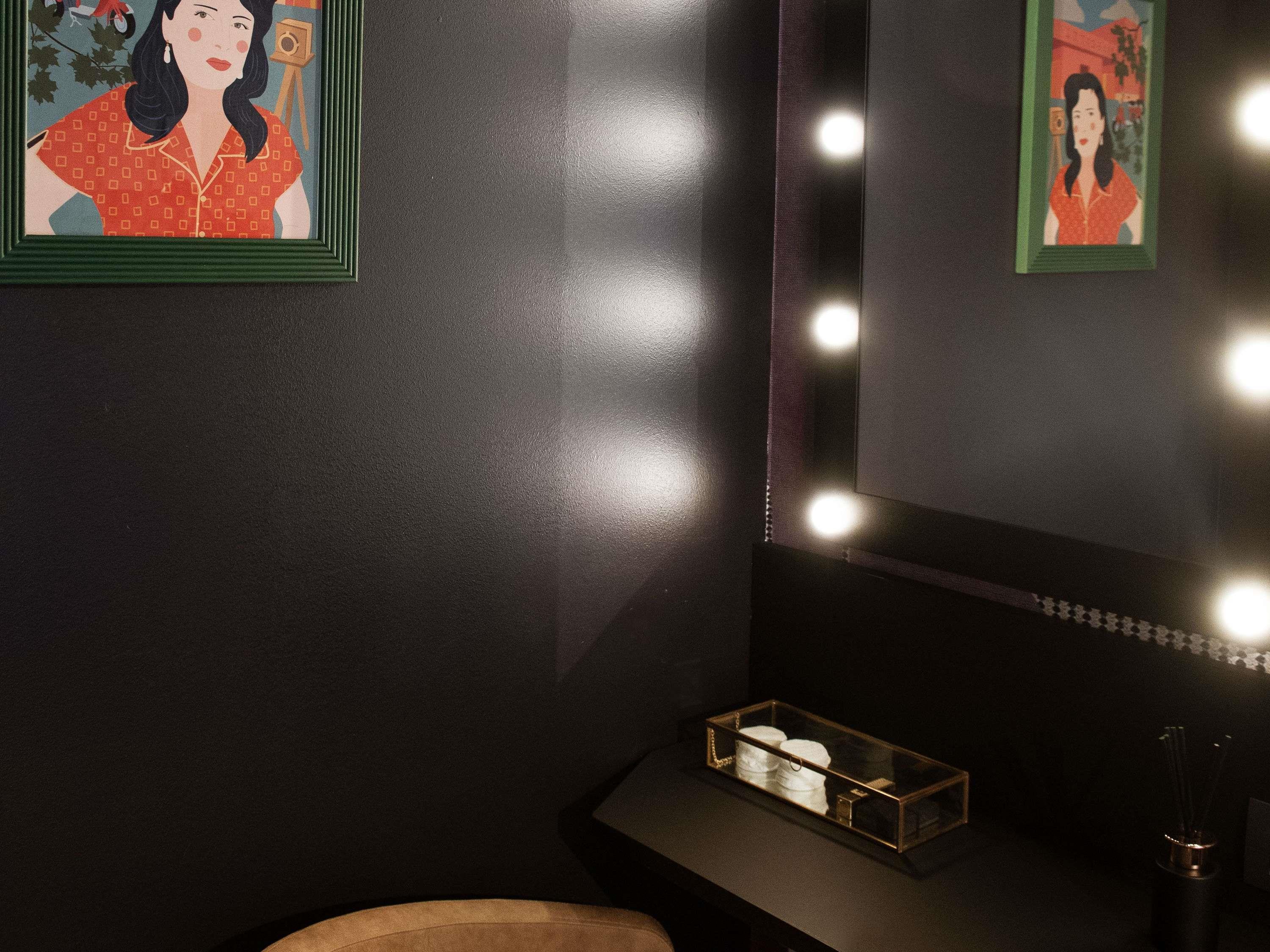 Double Classic Double Bed