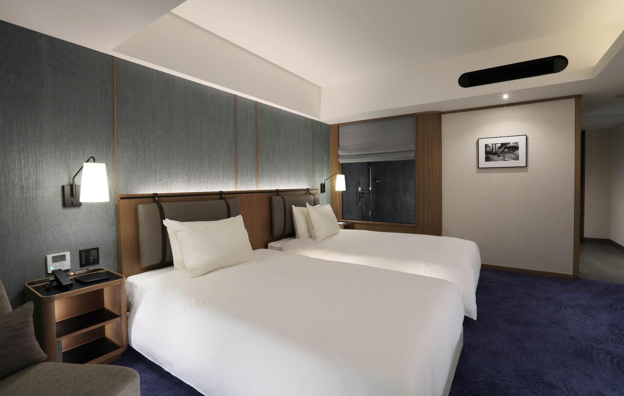 Twin Deluxe Two Beds