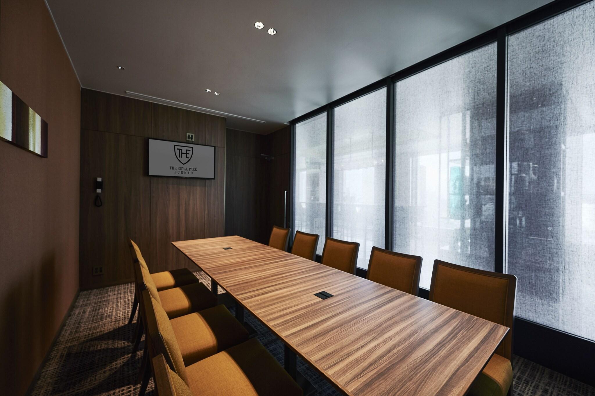 Twin Executive Non Smoking