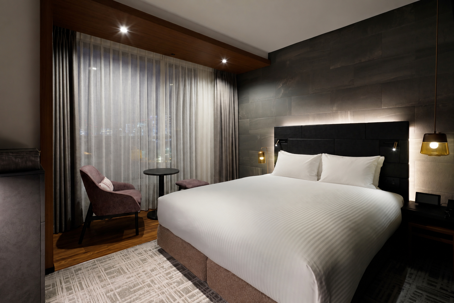 Double Queen Size Bed