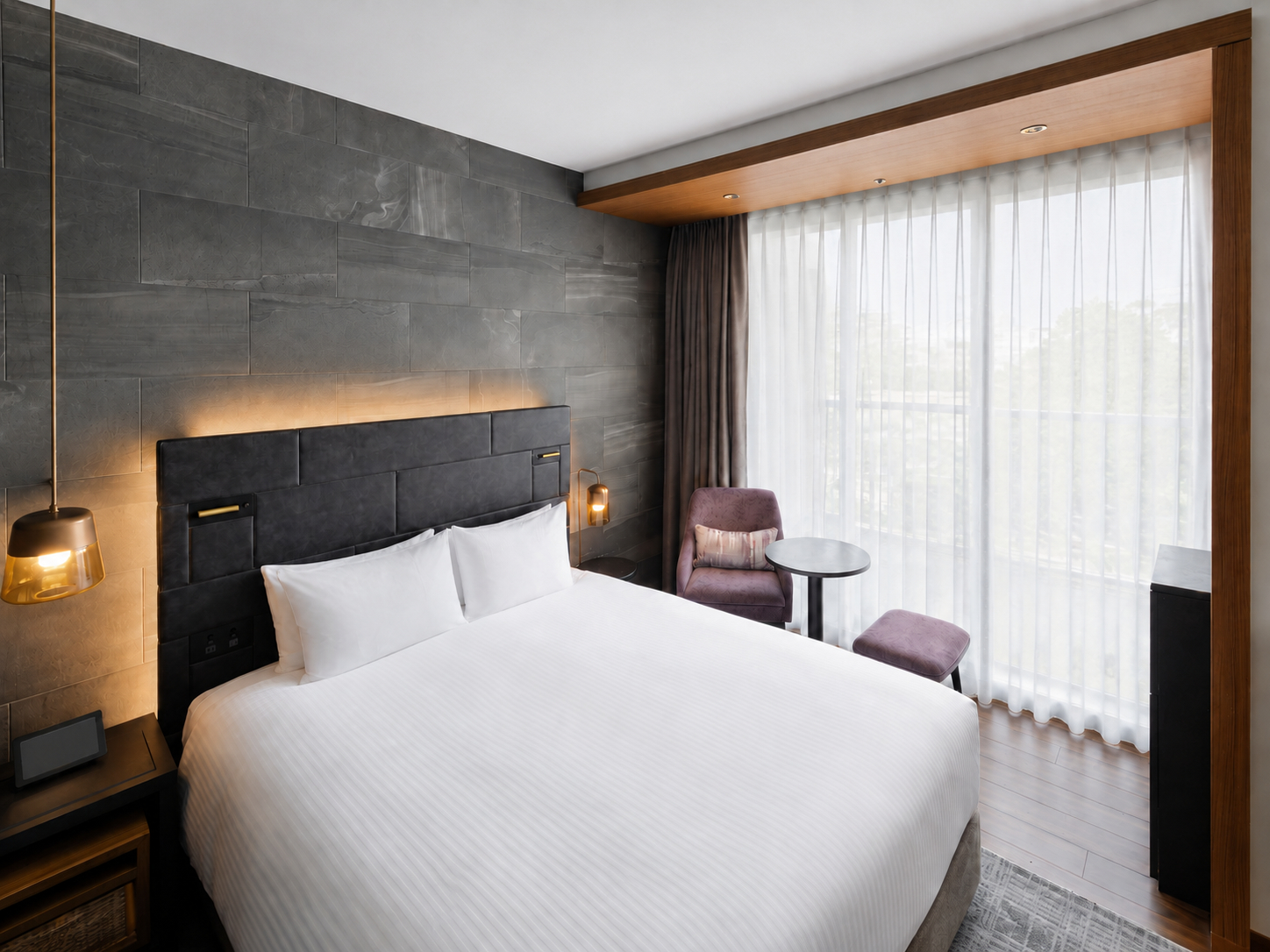 Double Queen Size Bed