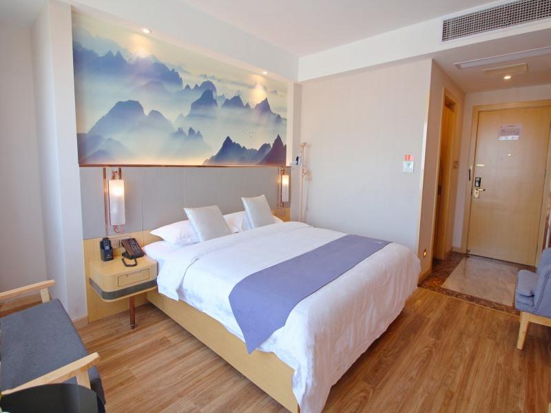 Double Business King Bed