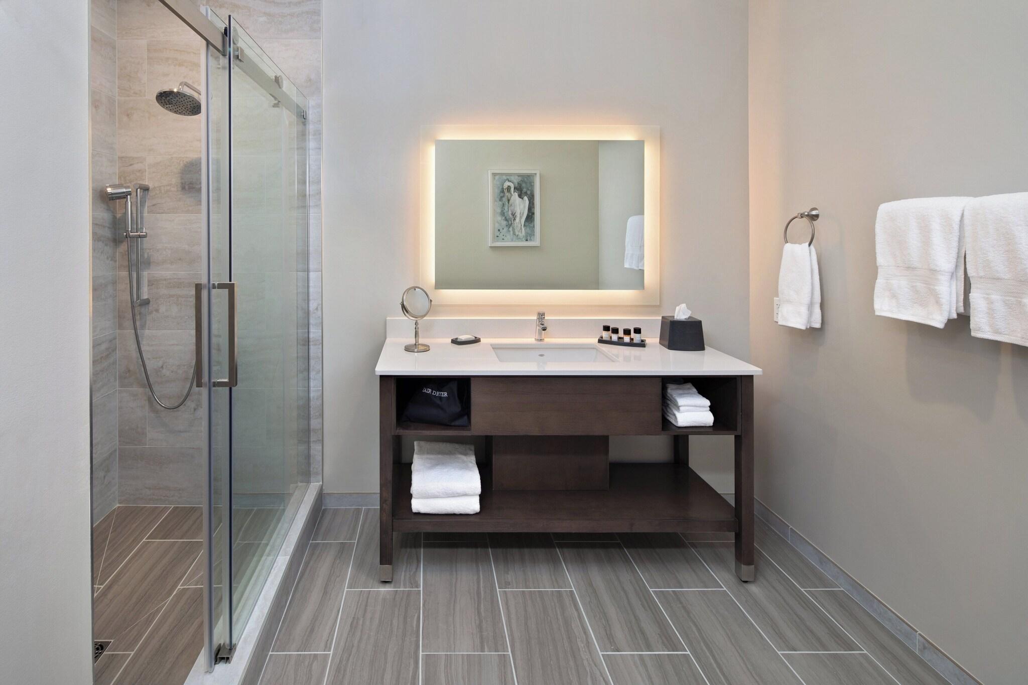 Double Classic King Bed