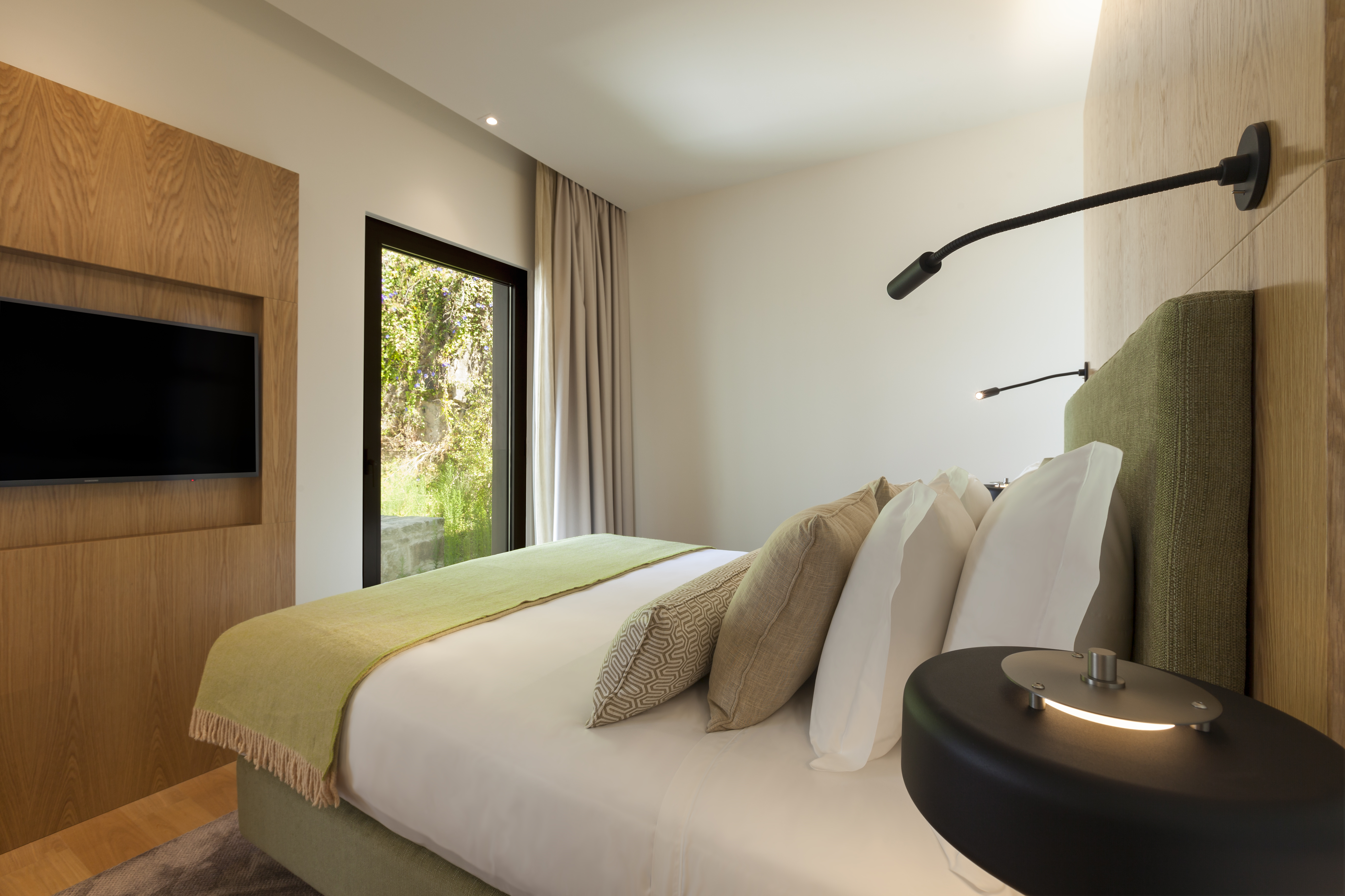 Twin Classic Garden View