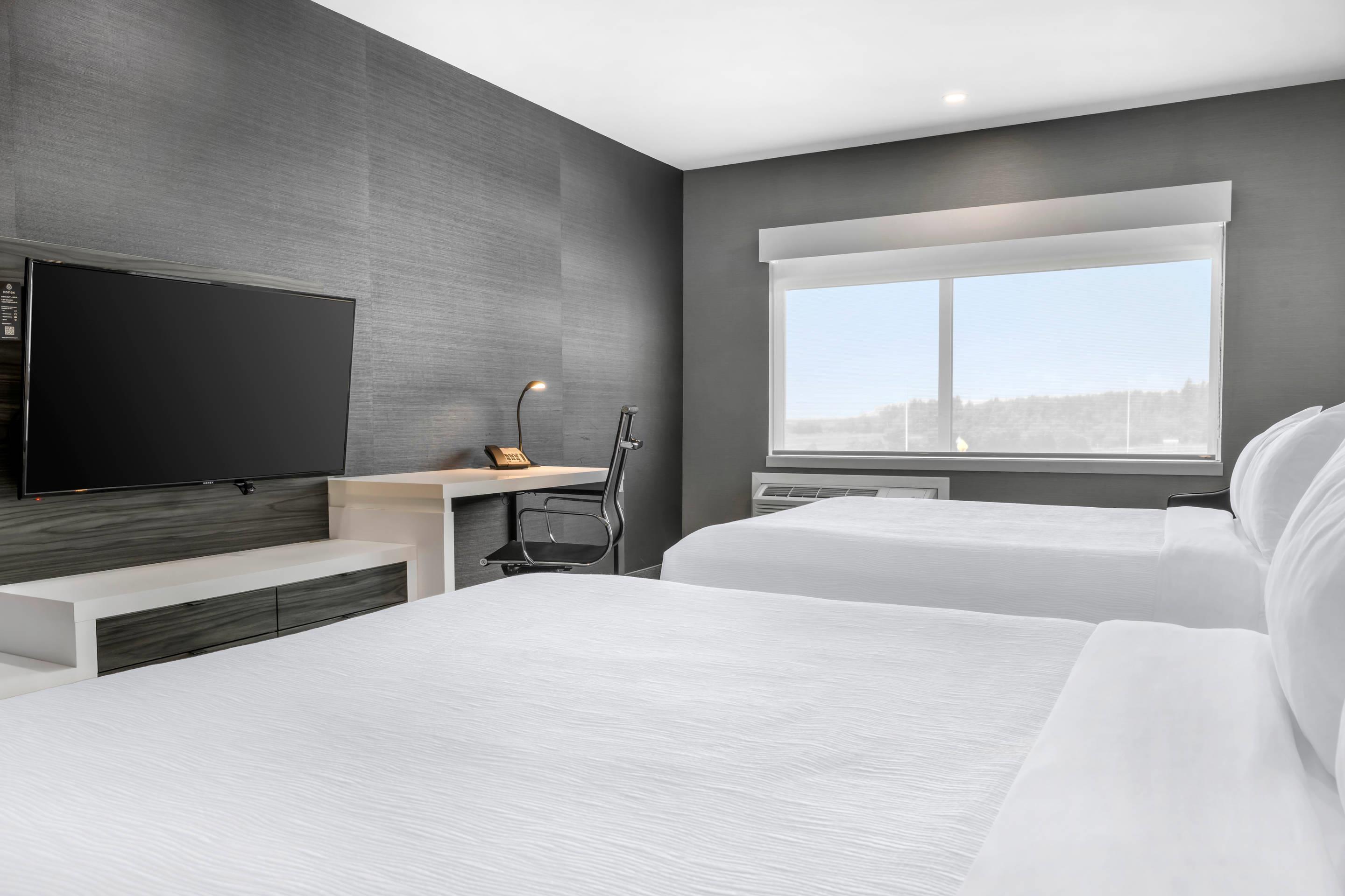 Double Two Queen Beds Non Smoking