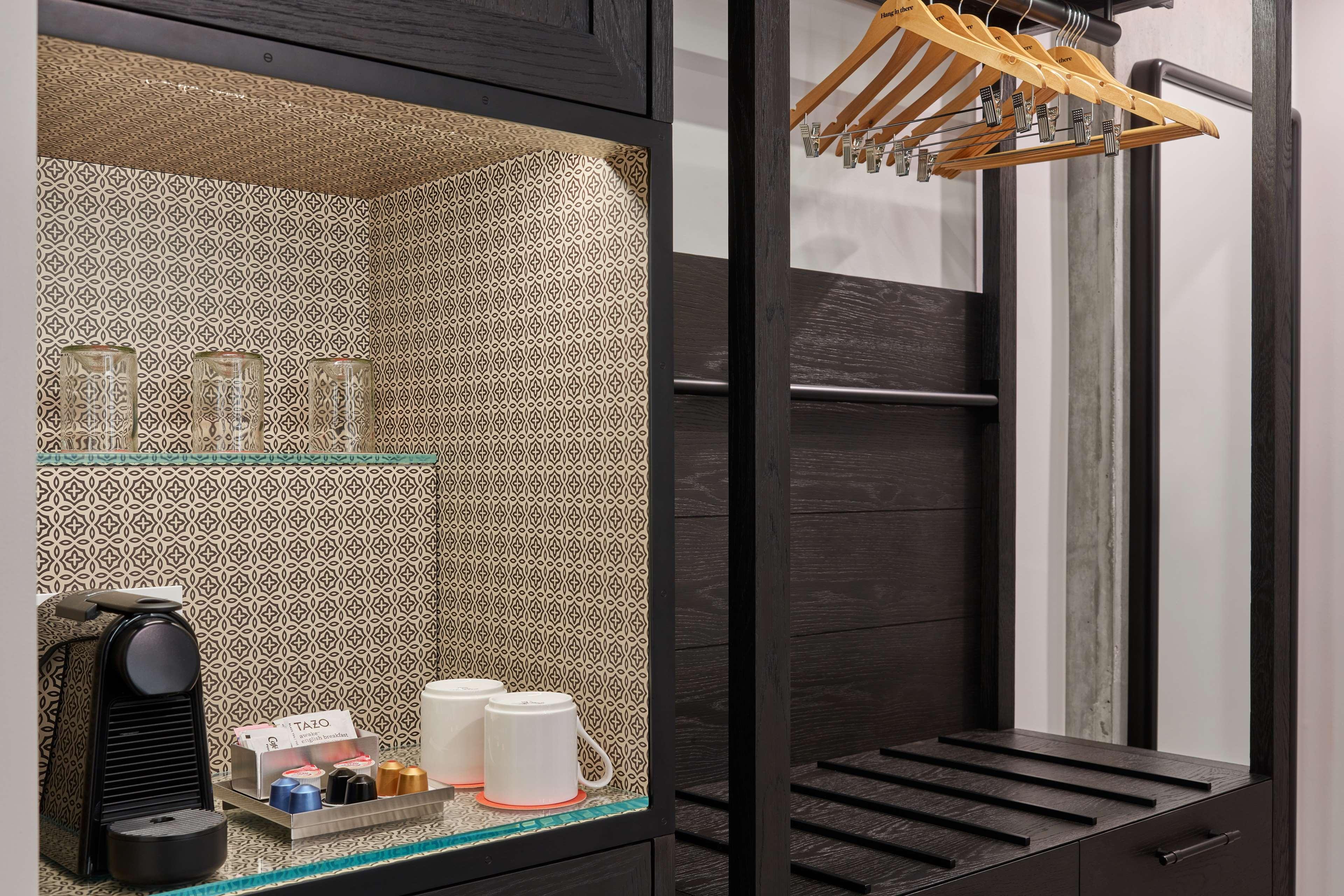 Double Deluxe King Bed