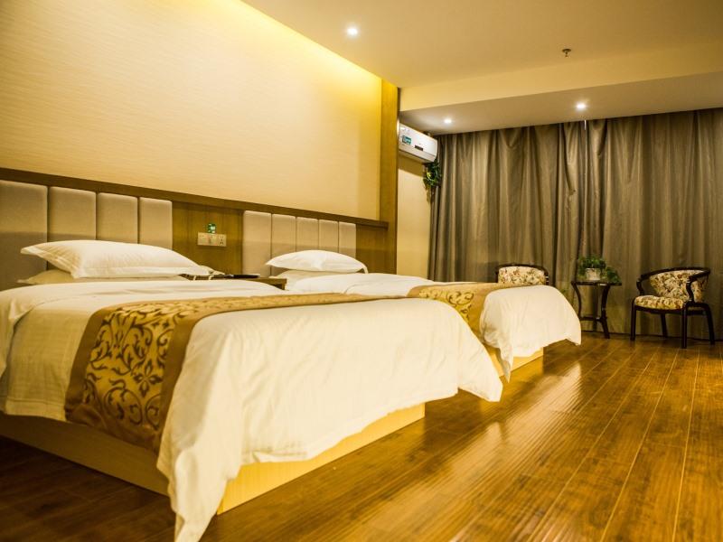 Family Room Standard