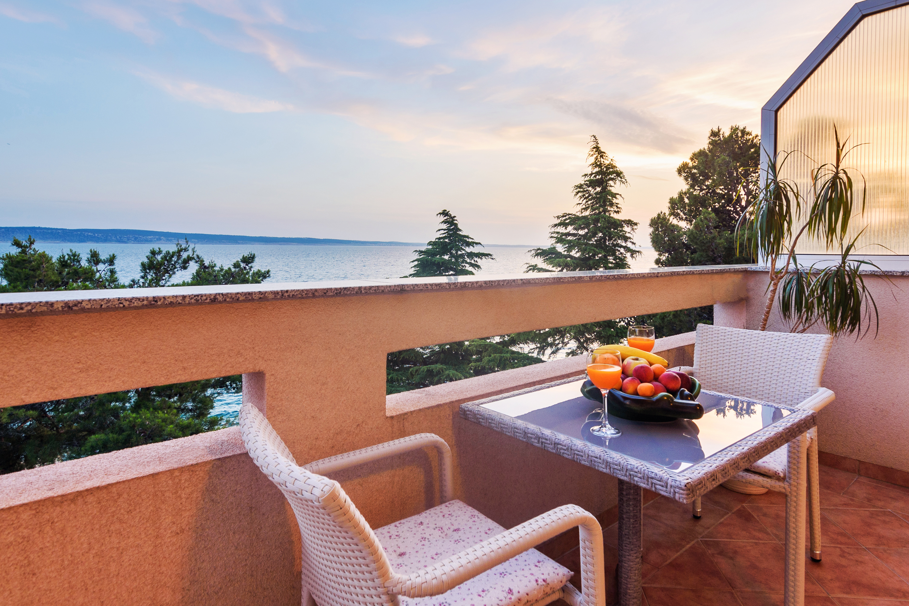 Double Side Sea View with Balcony