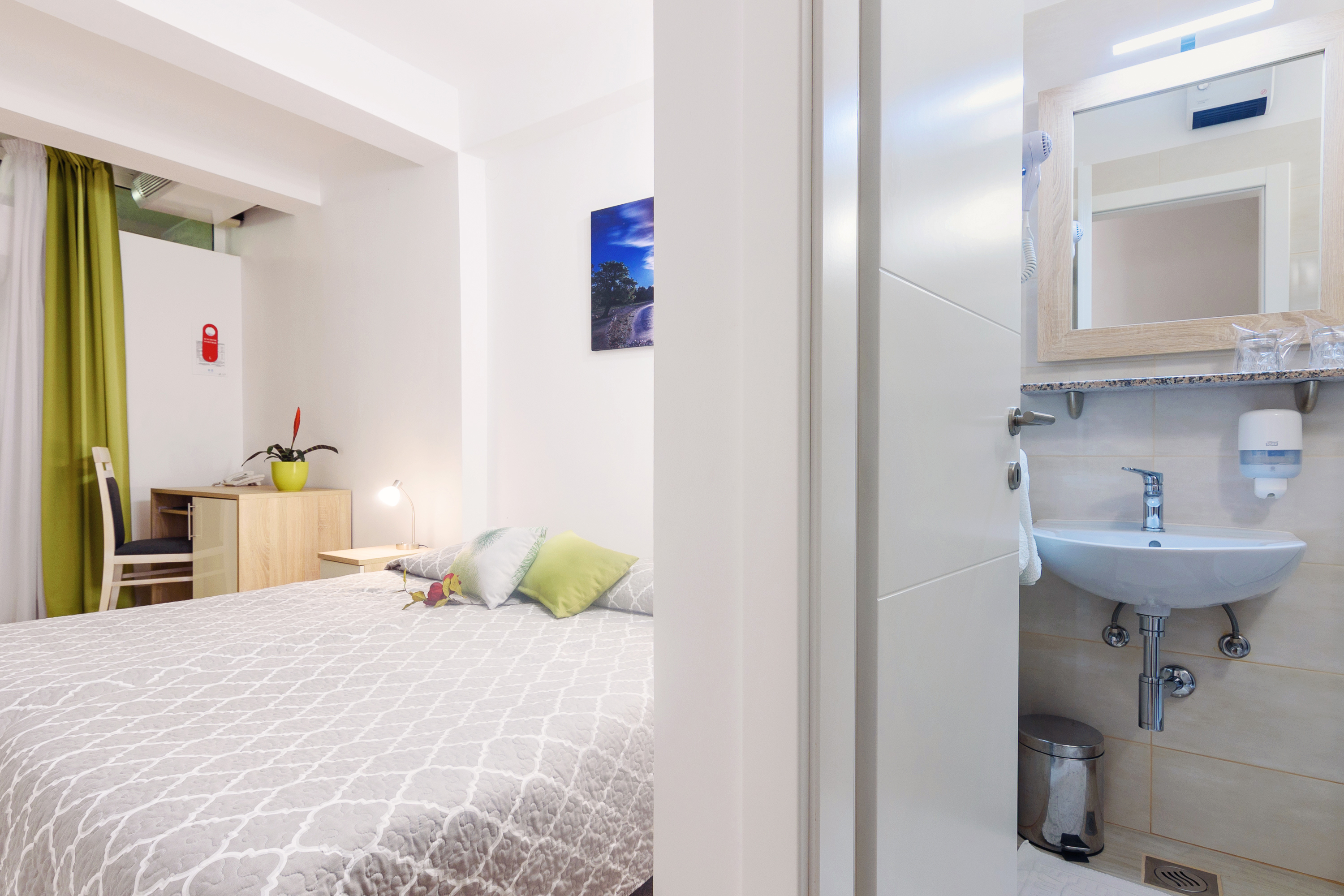 Double or Twin Standard