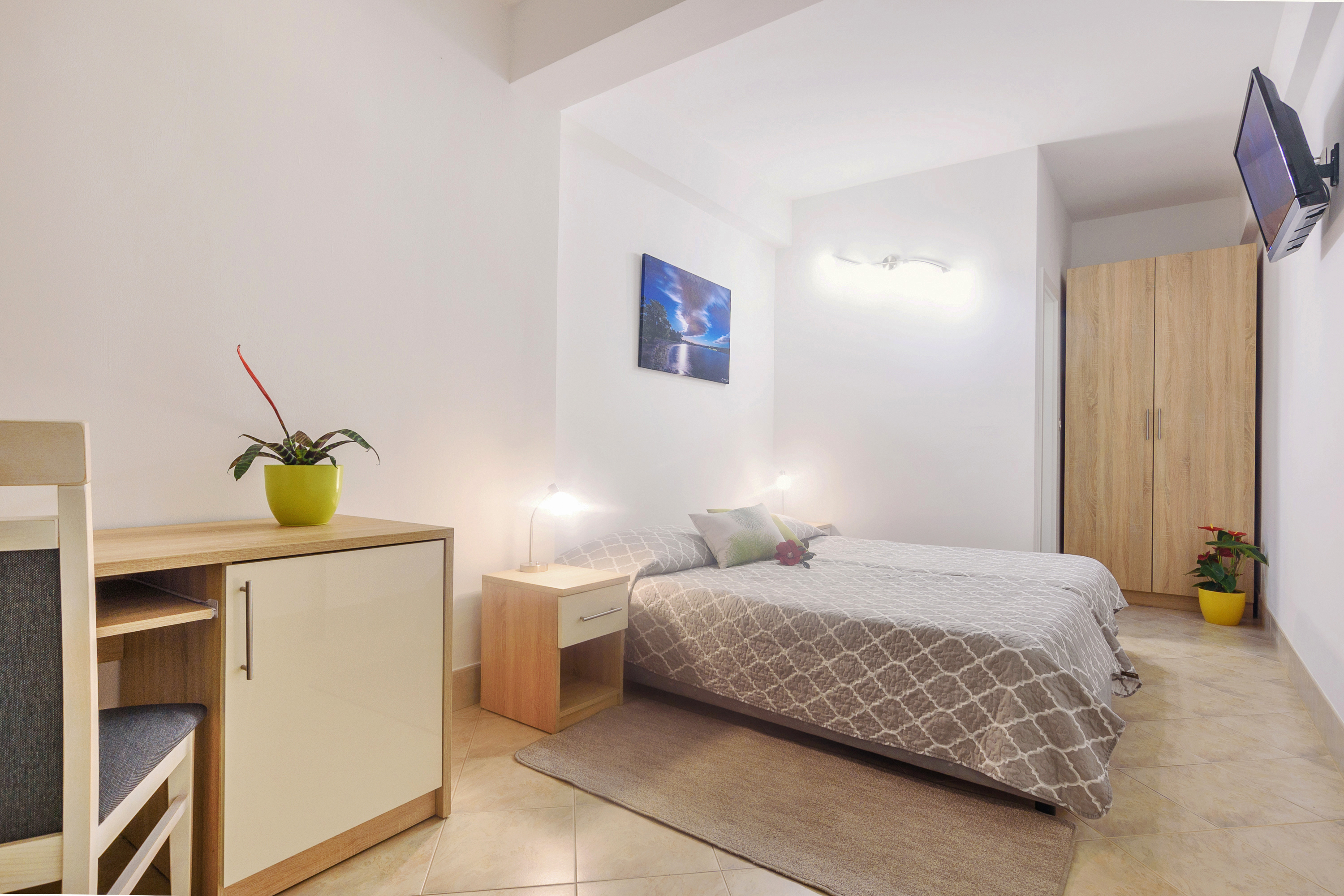 Double or Twin Standard