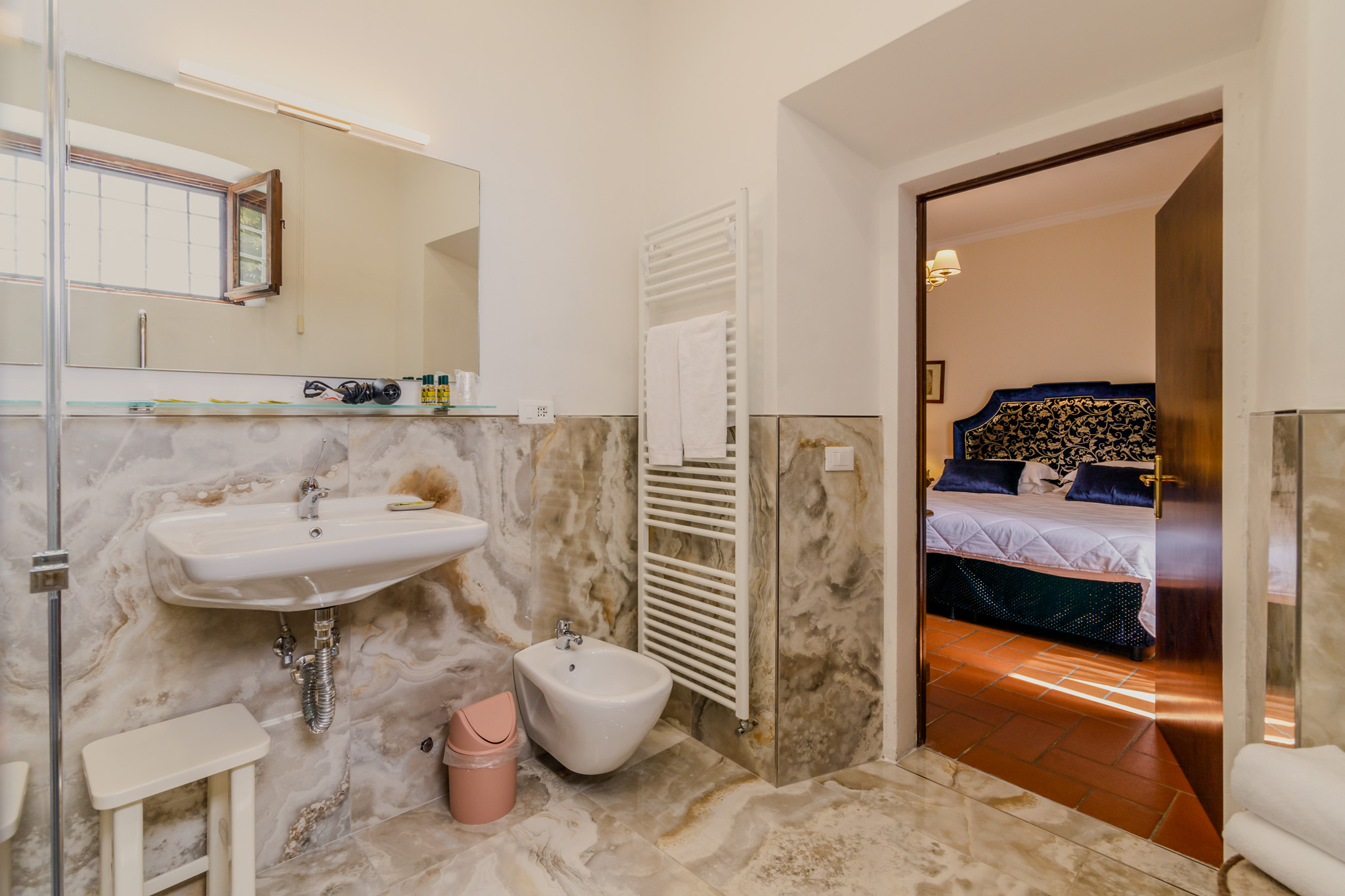 Double or Twin Superior