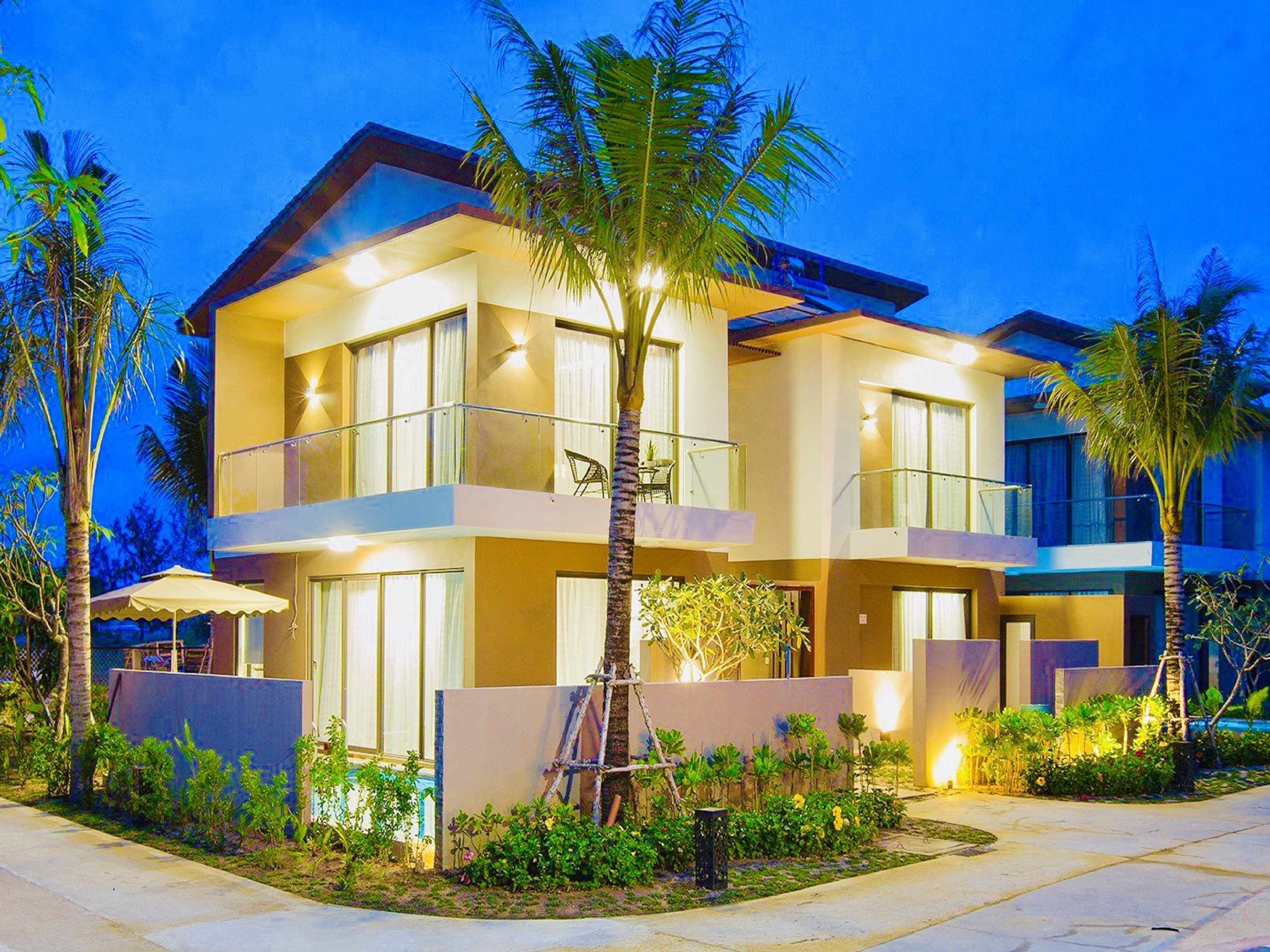 Villa Capacity 9 Four Bedrooms