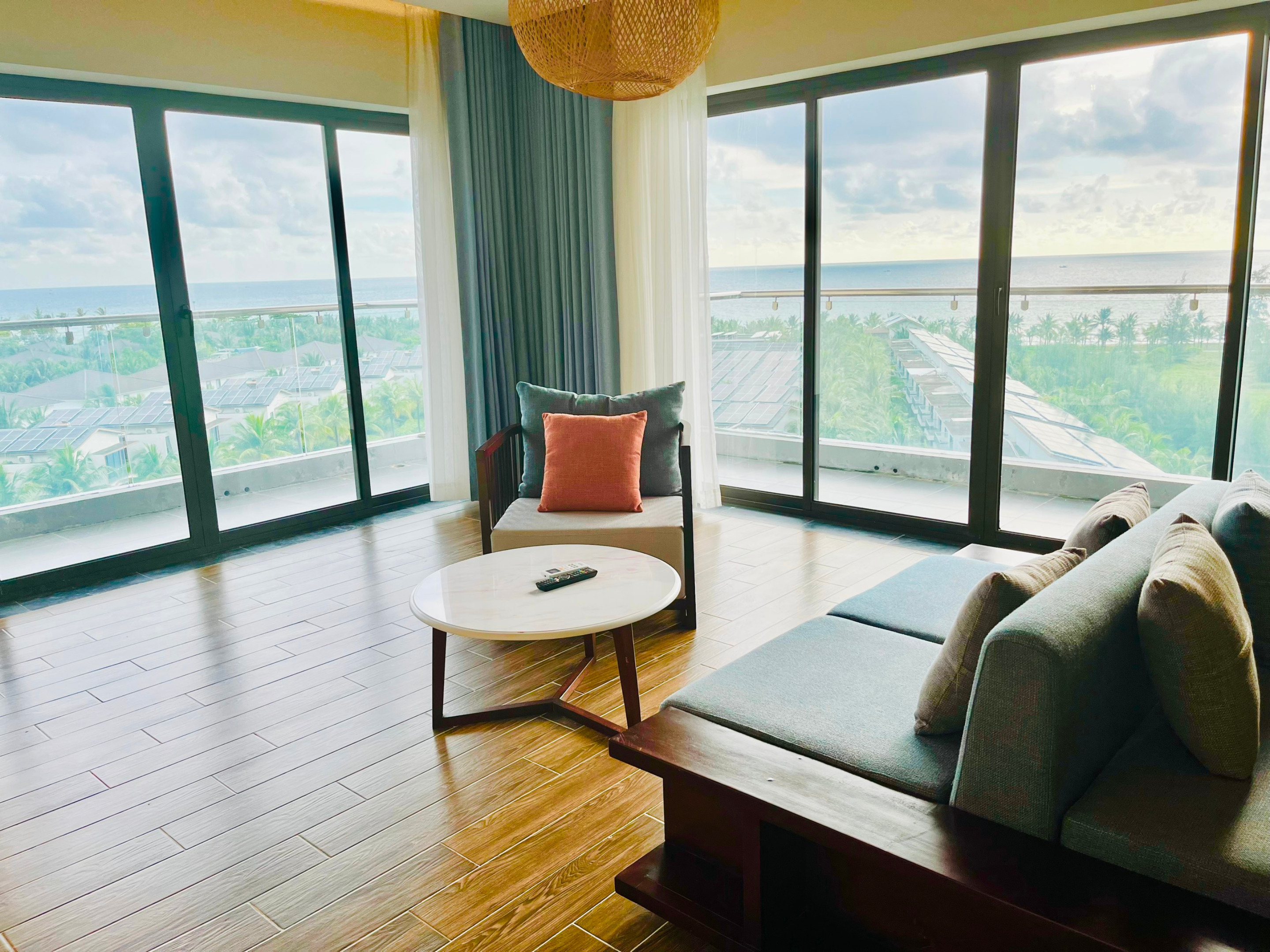 Family Room Sea View