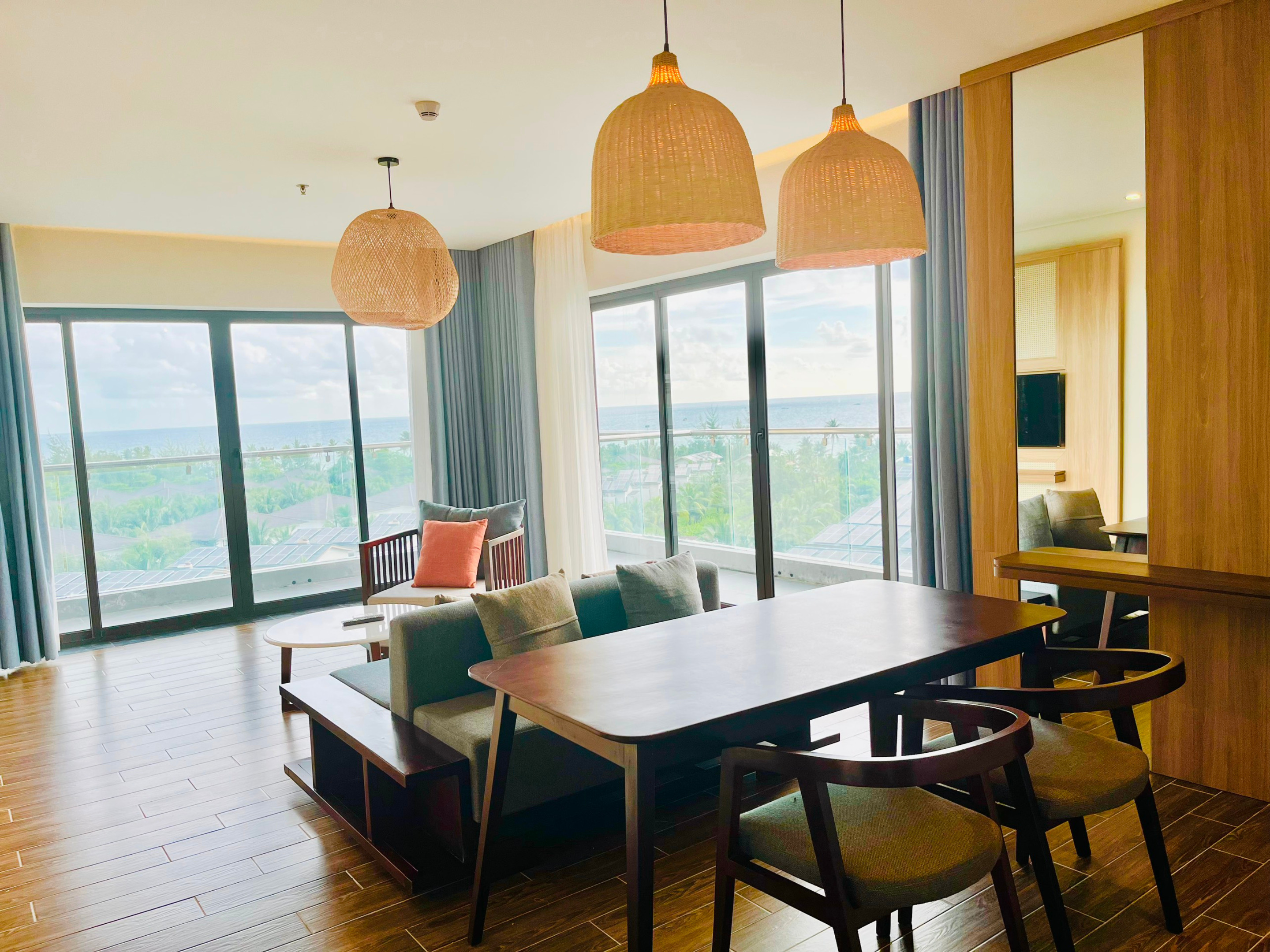 Family Room Sea View