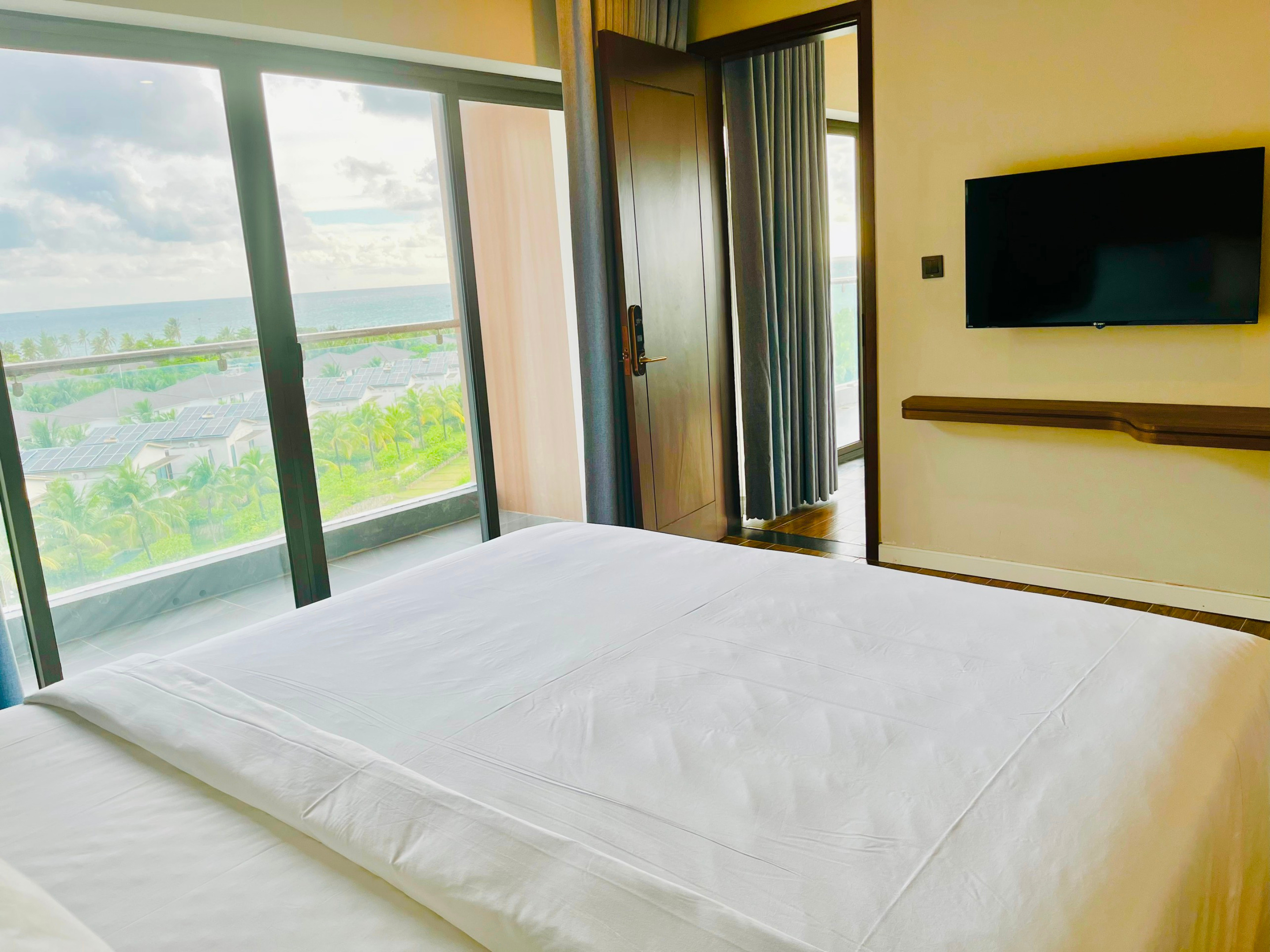 Family Room Sea View