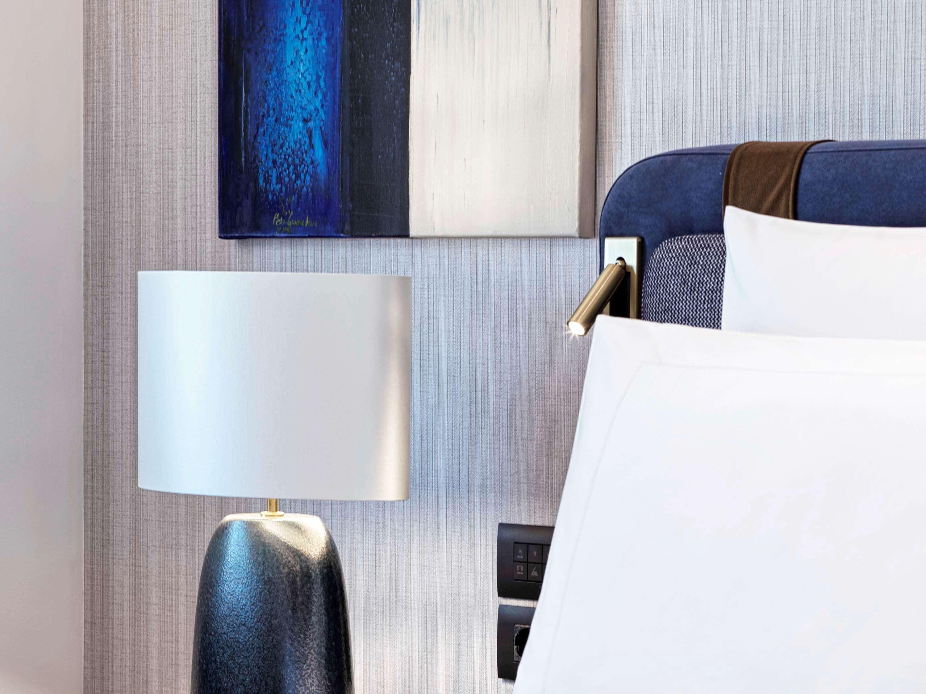 Room Deluxe King Bed