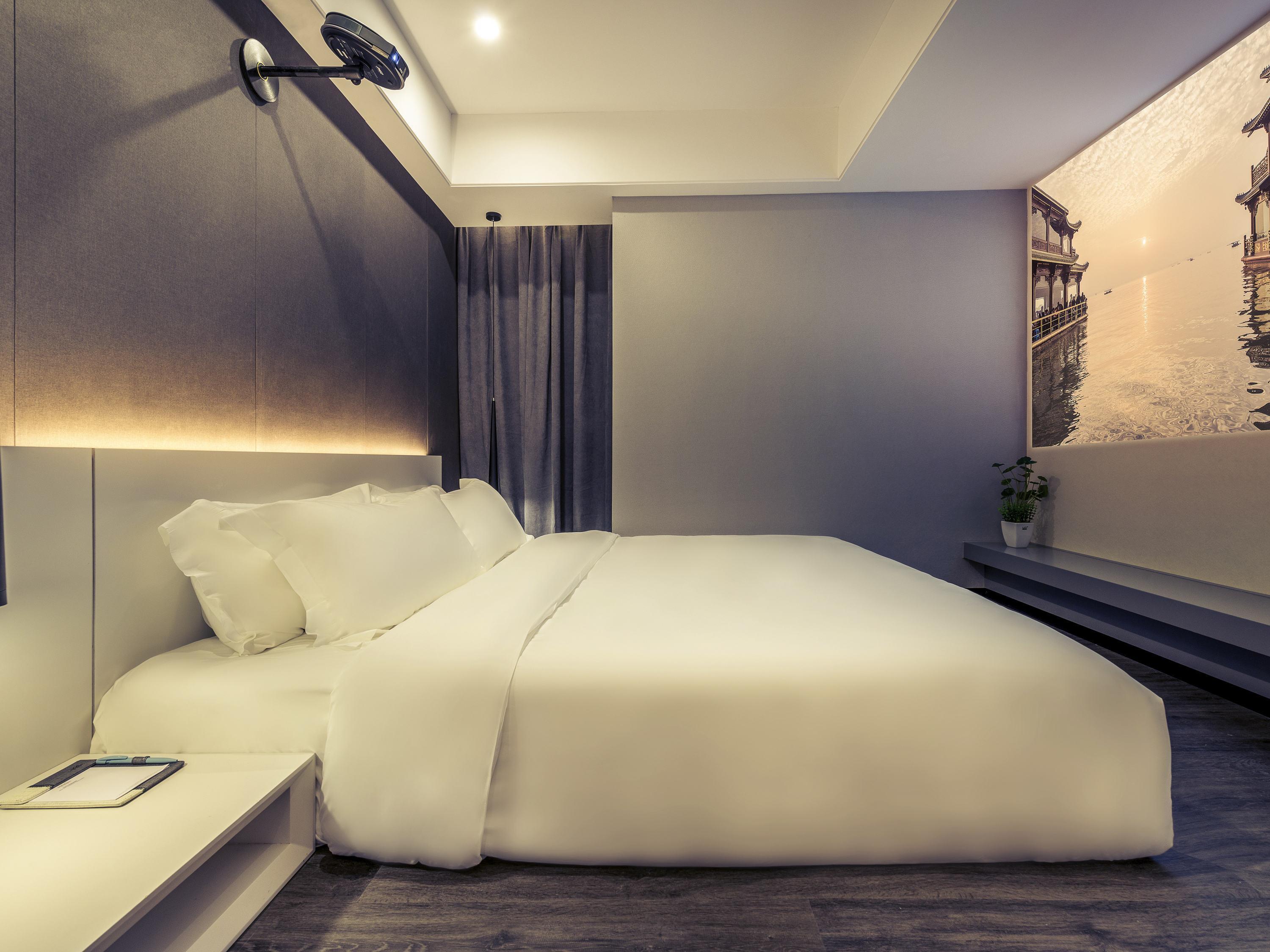 Double King Size Bed